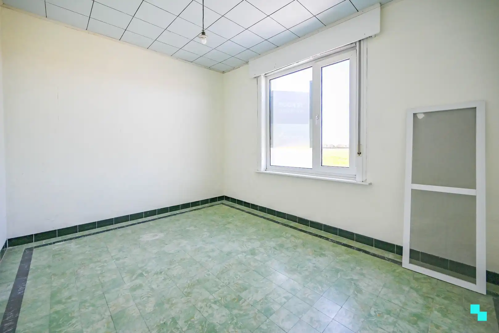 Landelijk gelegen, te renoveren woning op 1.767m² perceel foto 16