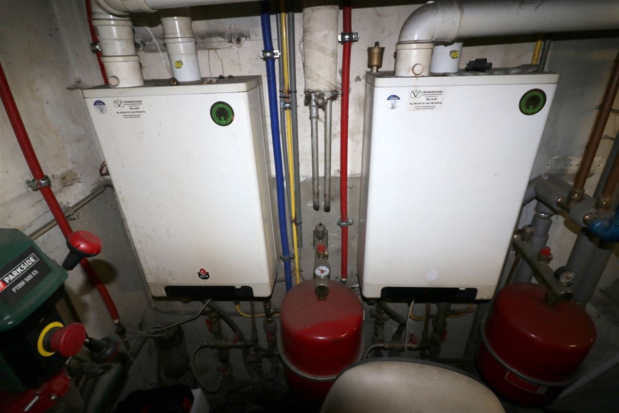 Opbrengsteigendom van 2 degelijke appartementen foto 40