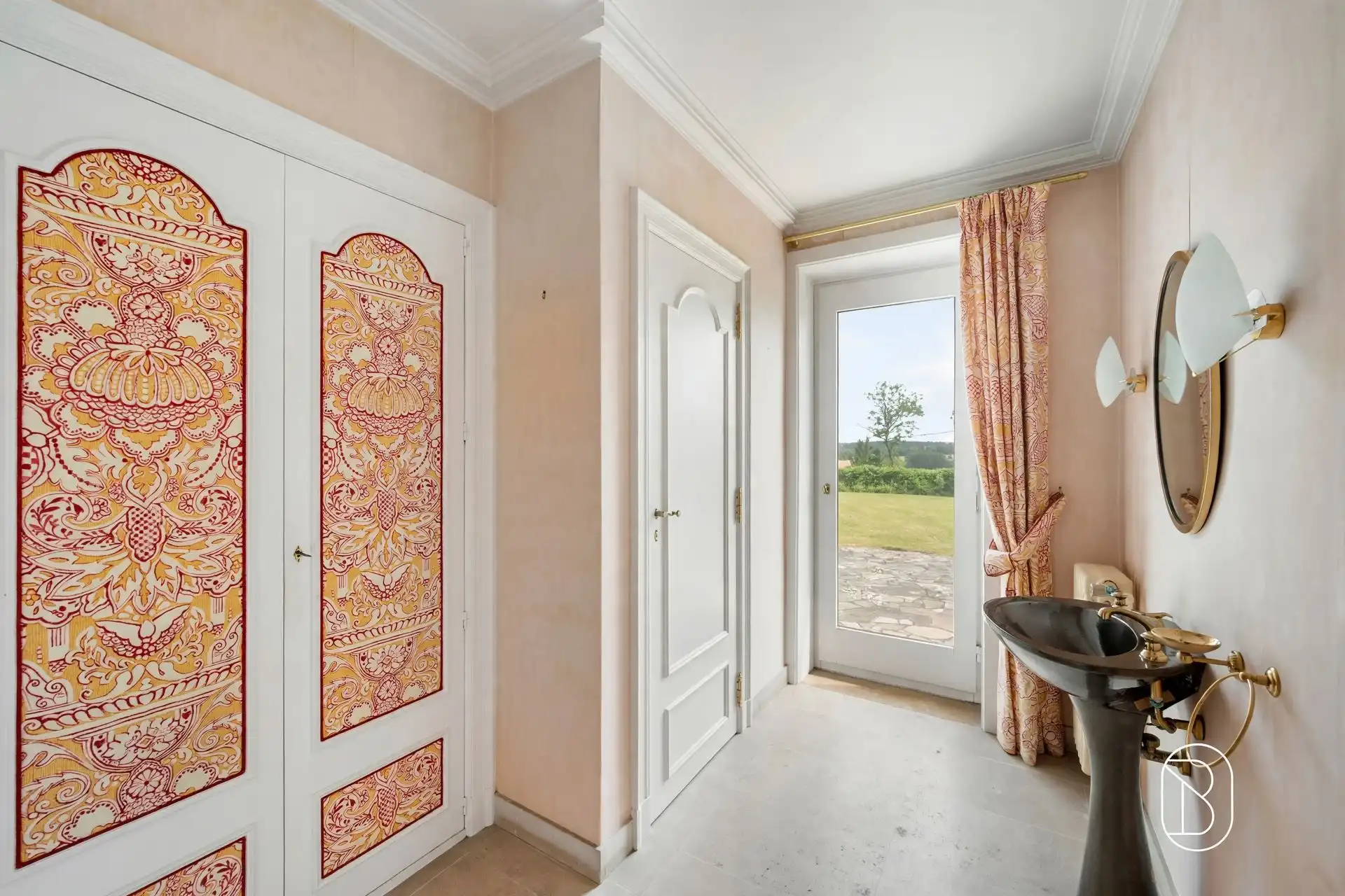 Statige villa met zwembad en uniek uitzicht op 6.401m² foto 13