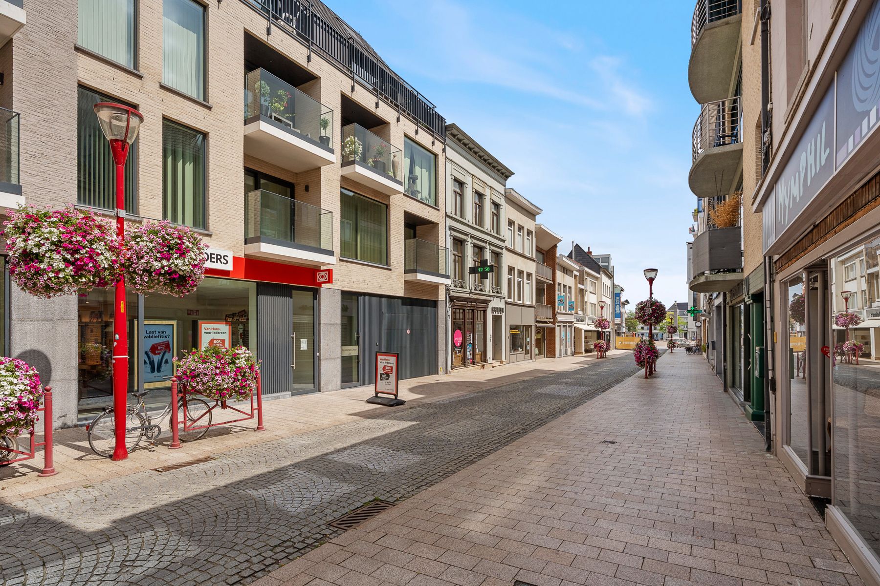 Ruime stadswoning met tuin-garage-commerciële mogelijkheden foto 21