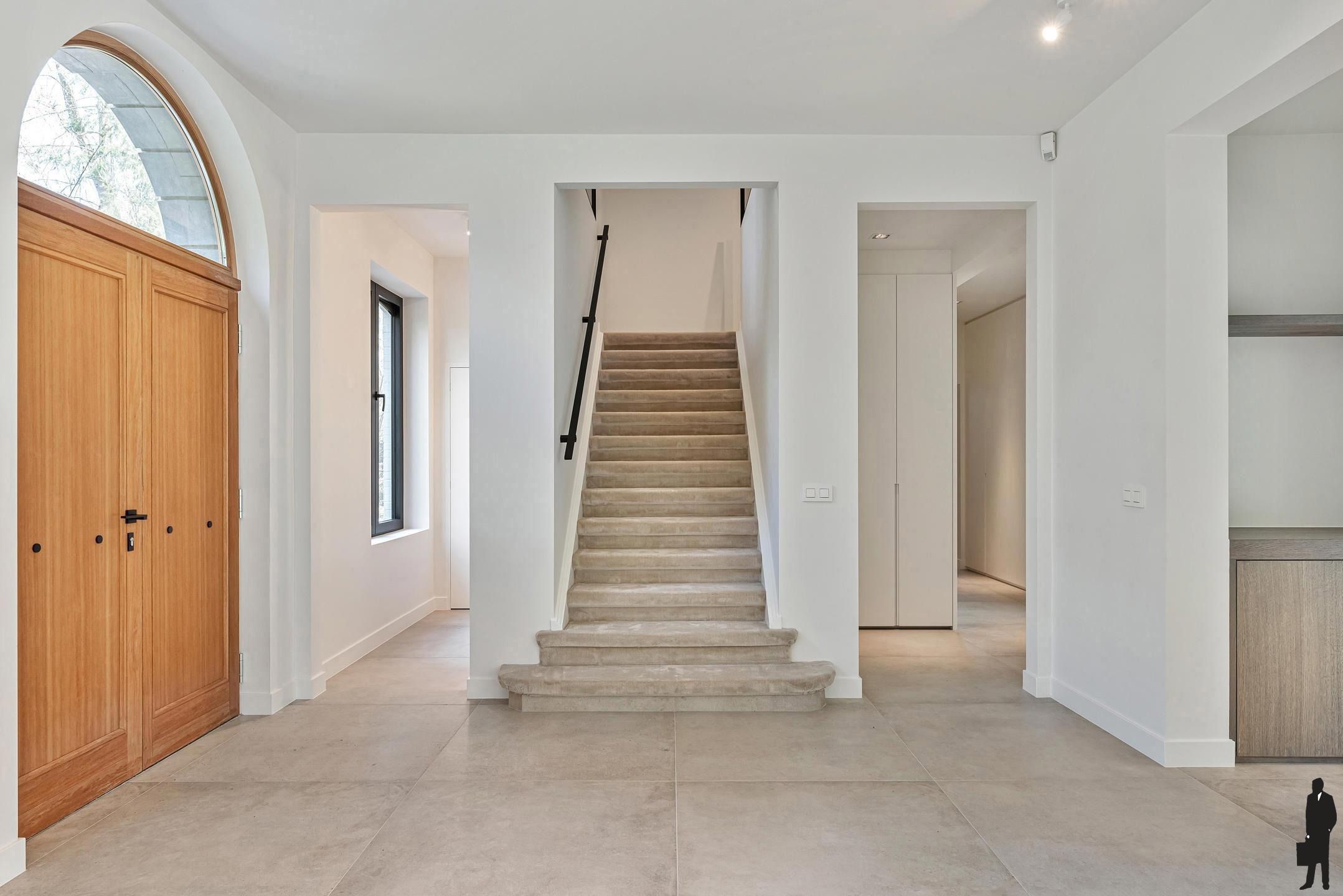 Gerenoveerde villa (ca. 3.628 m²) in een doodlopende straat! foto 2
