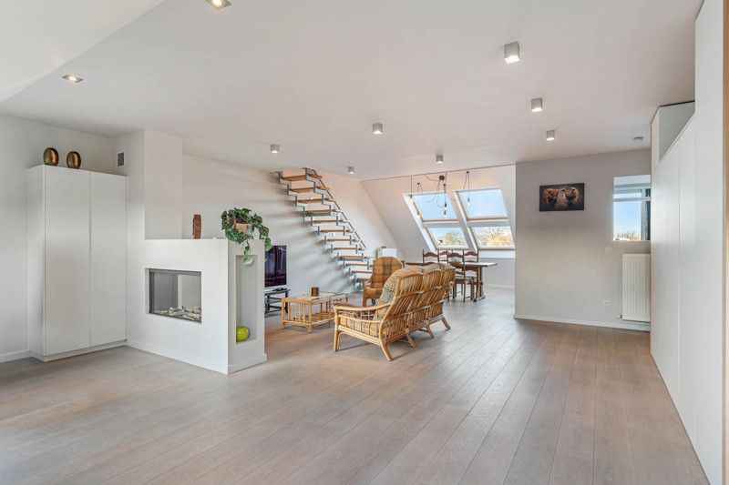 Klassevol duplex-appartement met gemeenschappelijk zwembad foto 5