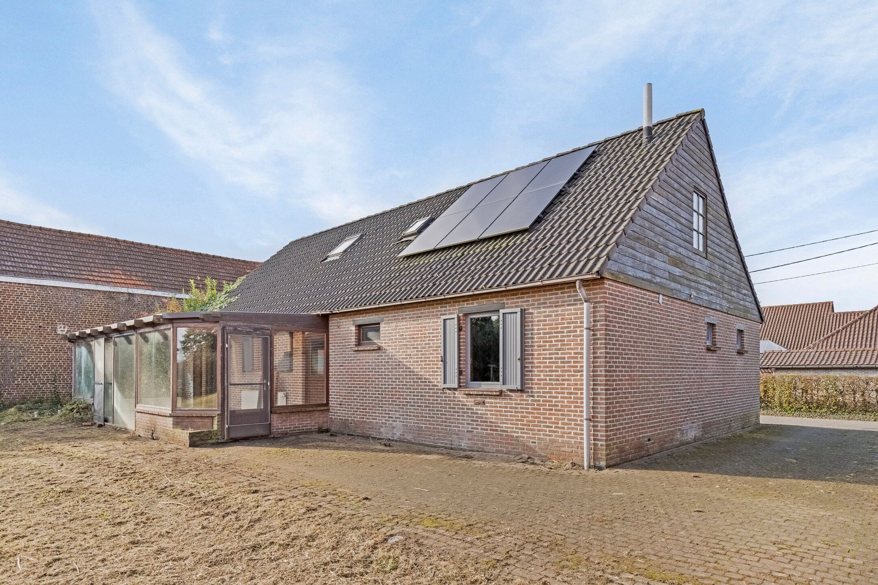 Charmante instapklare villa te Binkom. foto 16