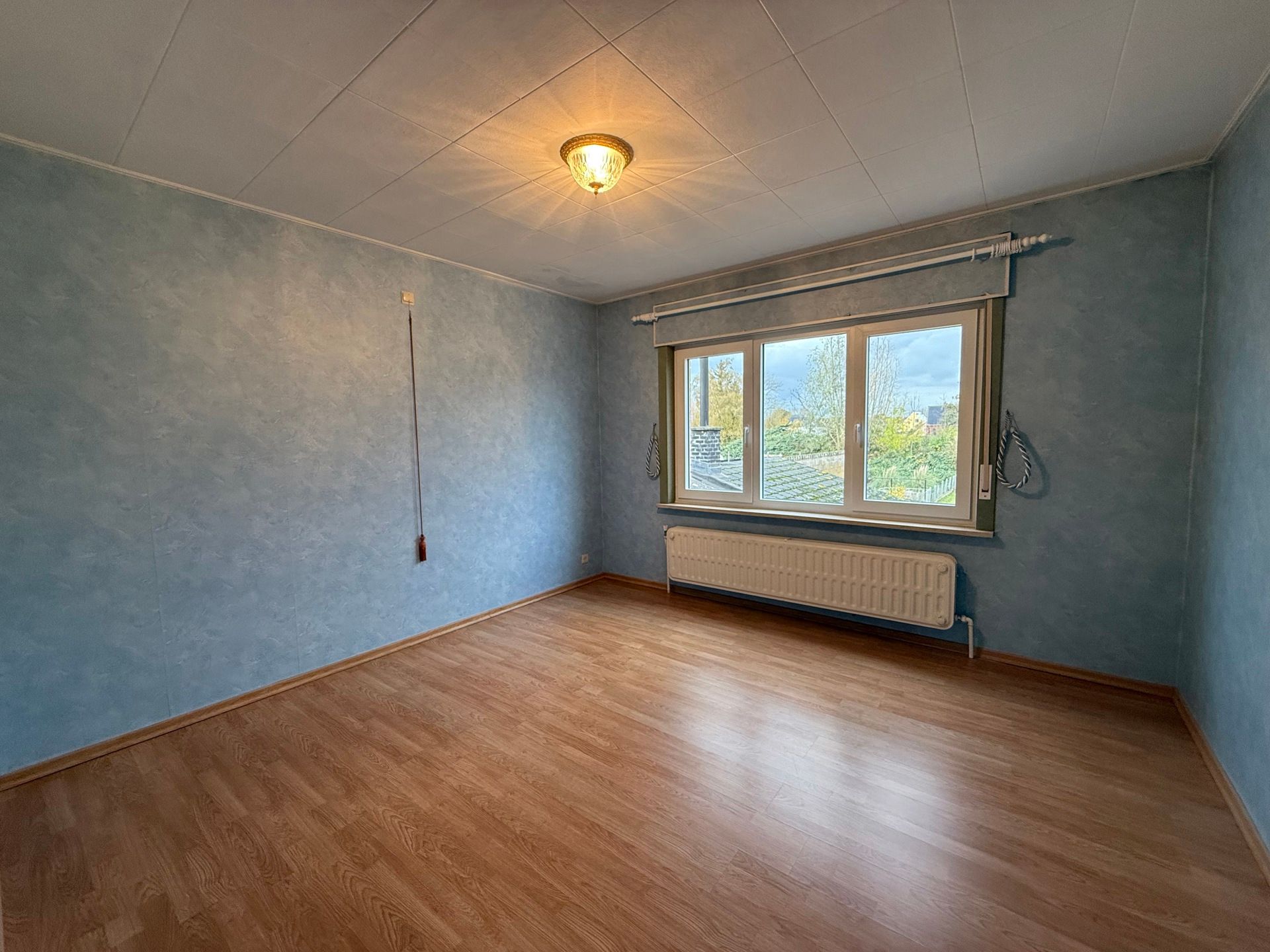 WANZELE - Ruime HoB met tuin & garage. foto 13