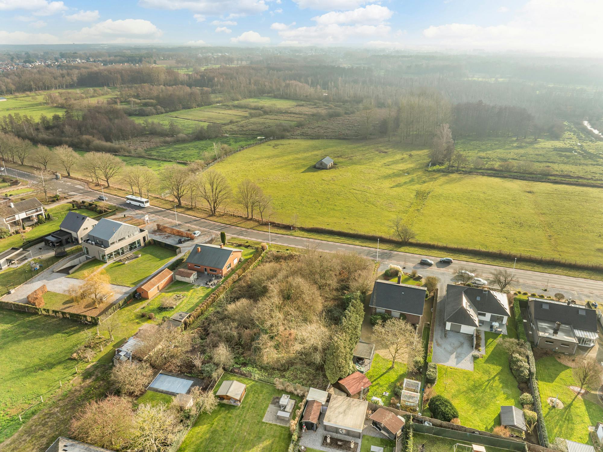 Ruime bouwgrond voor open bebouwing op toplocatie nabij Beringen foto 4
