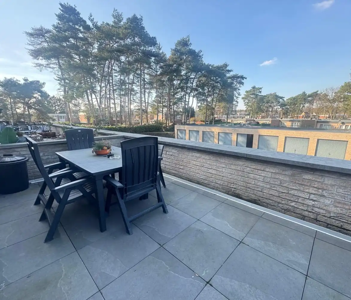 UITZONDERLIJK RUIM DUPLEX APPARTEMENT (H.O.B) foto 4