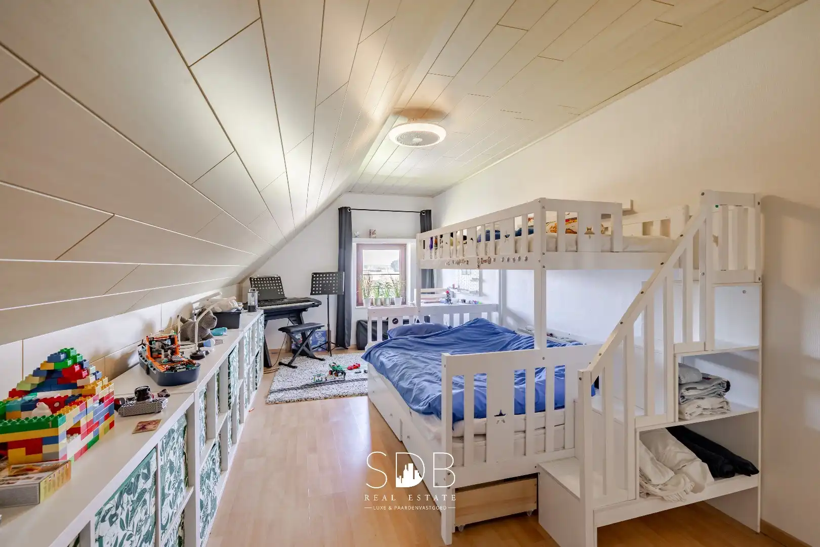 Hedendaagse woning met hippische accommodatie op 17.782m² foto 17