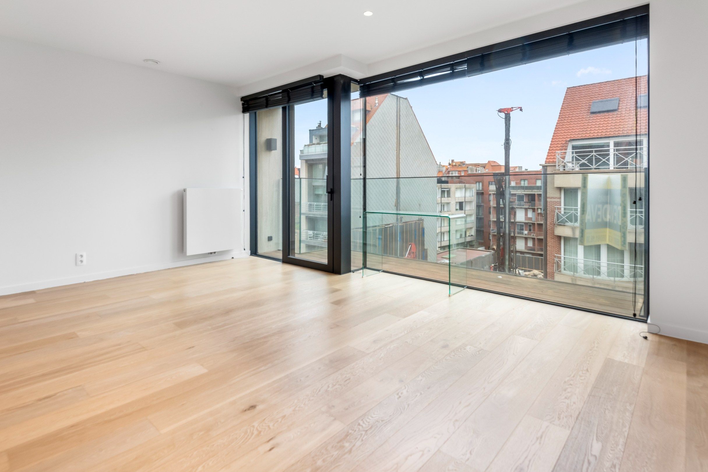 Luxueus afgewerkt nieuwbouwappartement vlakbij de Zeedijk en het Rubensplein. foto 7