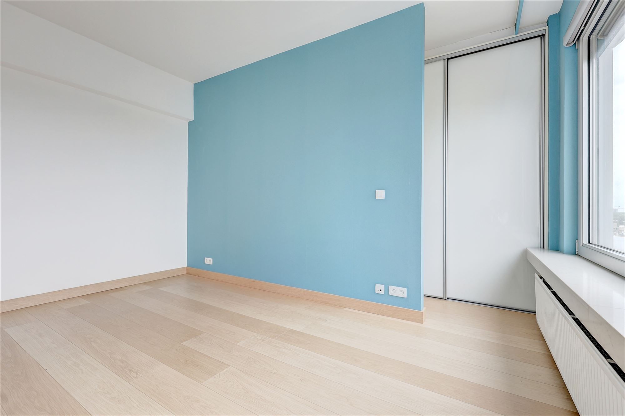 Appartement met 3 slaapkamers, terras en parking op de Bist foto 9