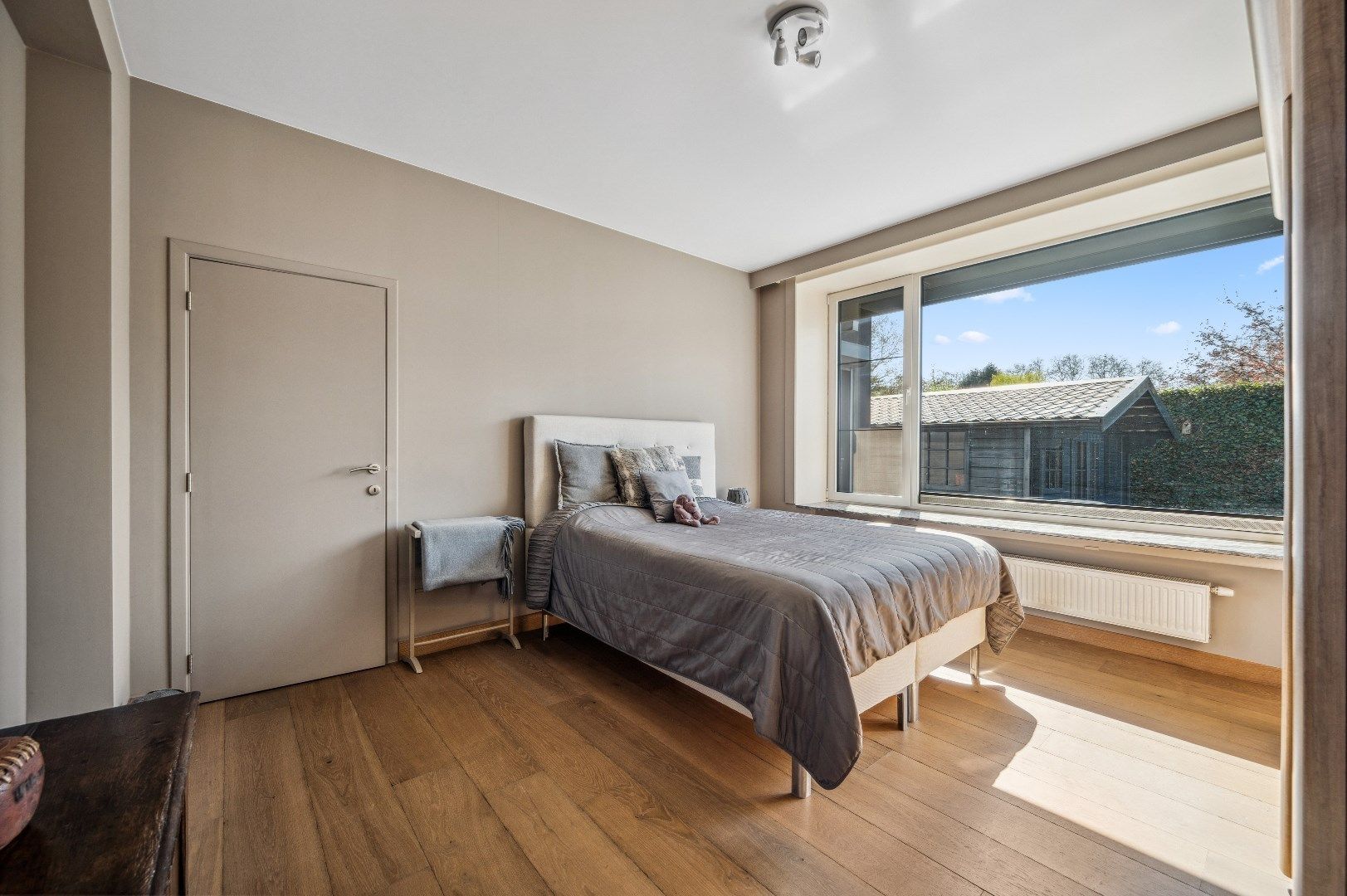 Rustig gelegen bungalow foto 16