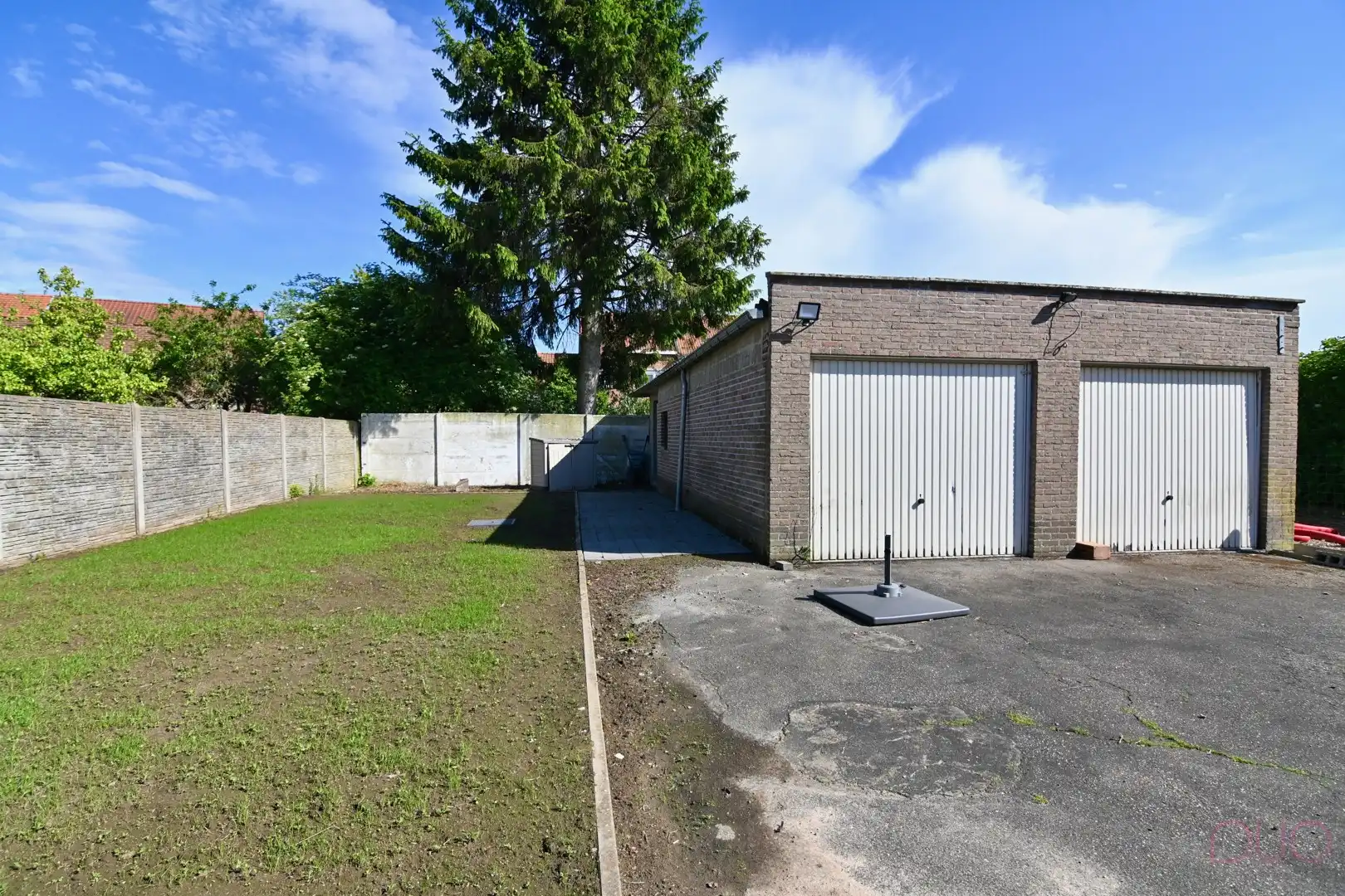 Rustig gelegen gezinswoning met vier slaapkamers en dubbele garage foto 27