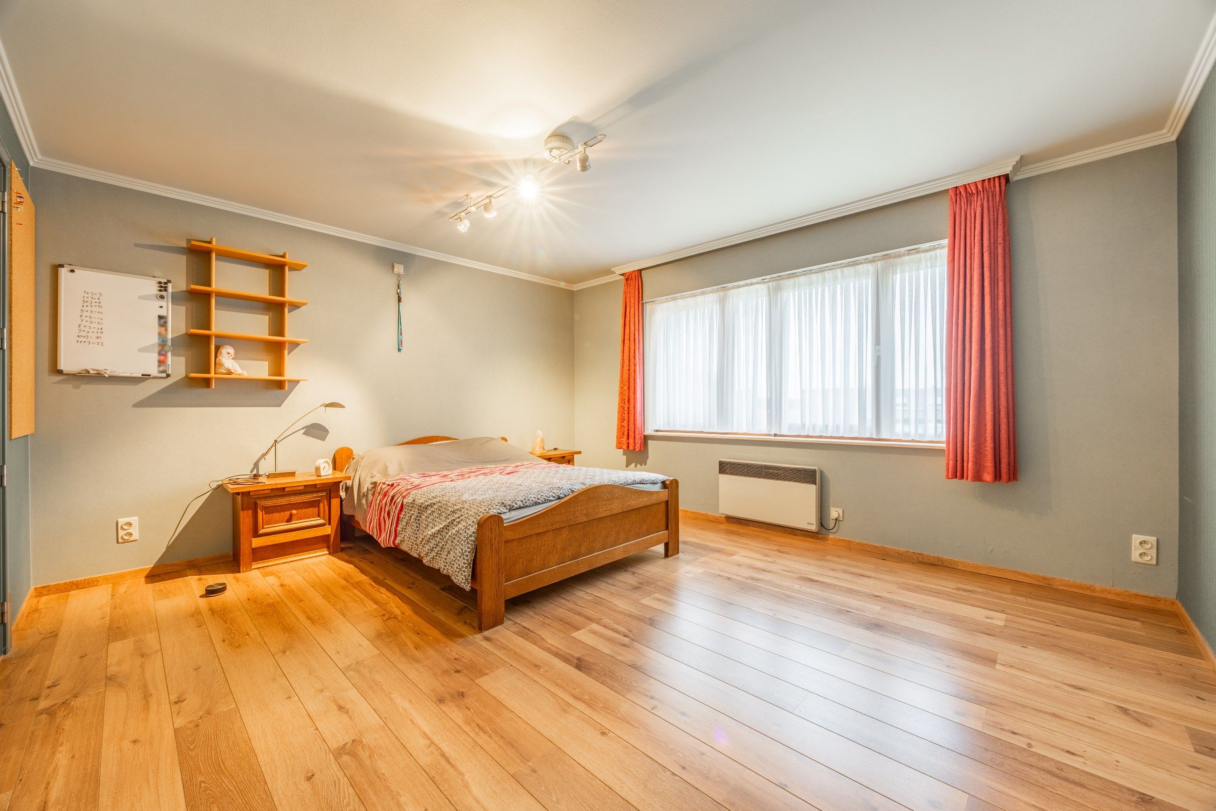 UNIEKE EIGENDOM MET ATELIER OP 960 M² foto 20