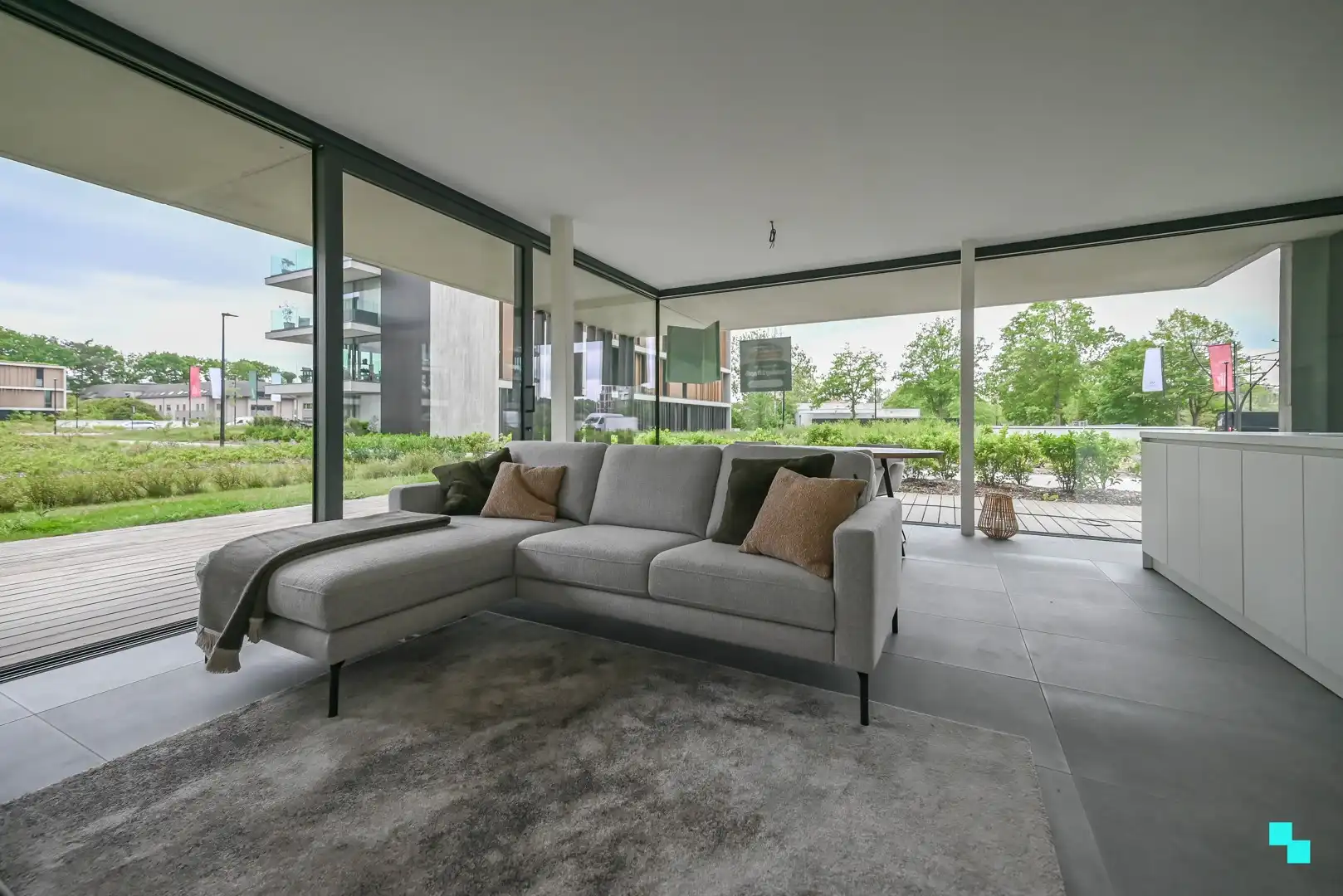Gelijkvloers hoekappartement met riant terras nabij kasteel Blauwhuis foto 4