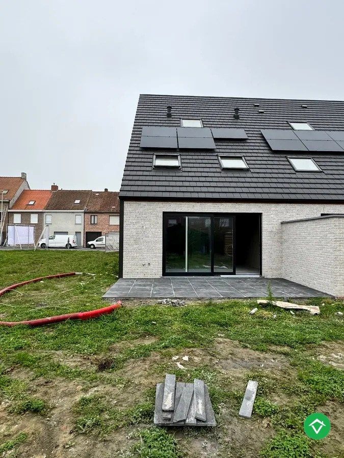 Nieuwbouwwoning met 3 slaapkamers te Sint-Eloois-Winkel foto 3