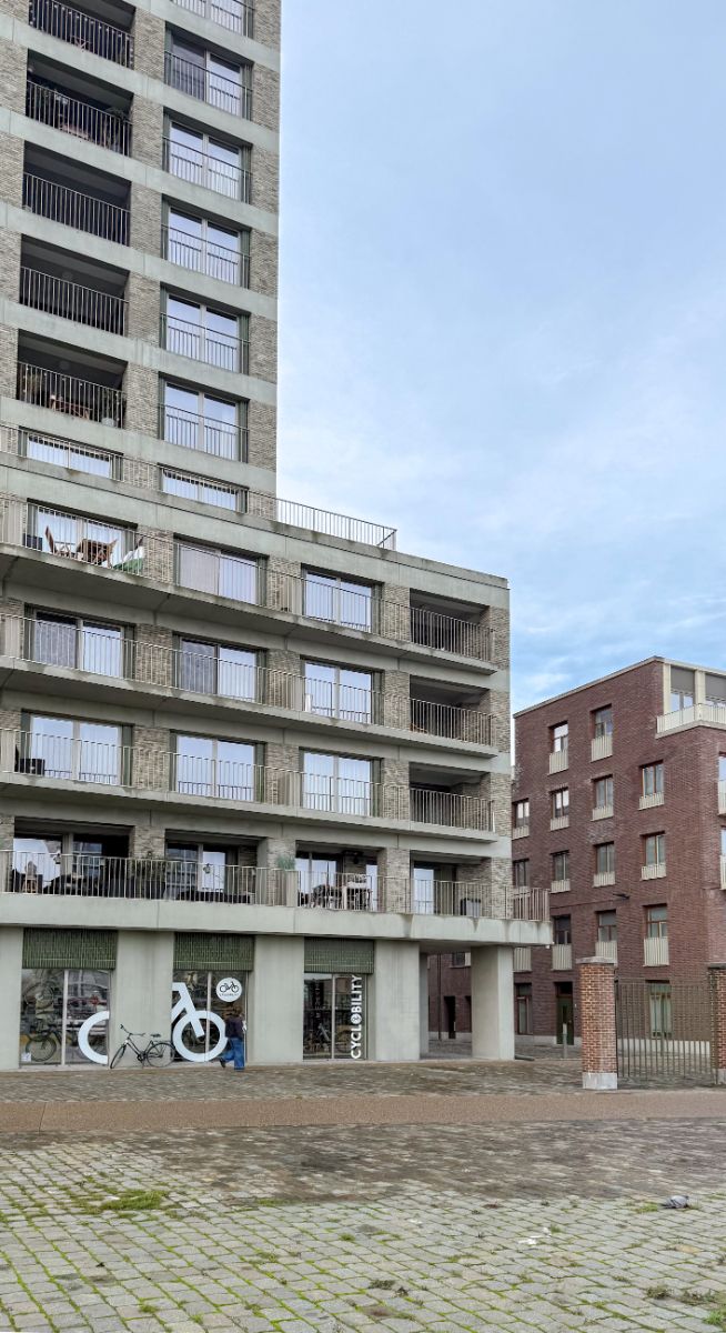 Nieuwbouw 2-slpk app met zicht op het water nabij Oude dokken foto 5