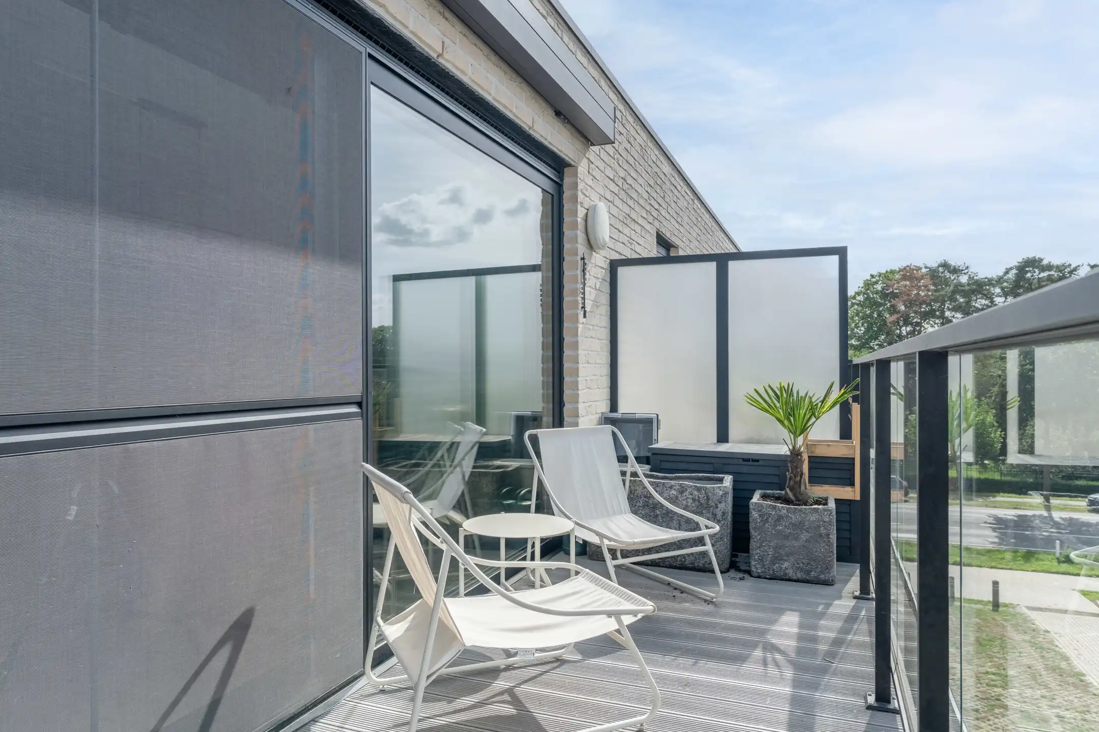 Energiezuinig 2-slpk app met ruim terras en autostaanplaats. foto 13