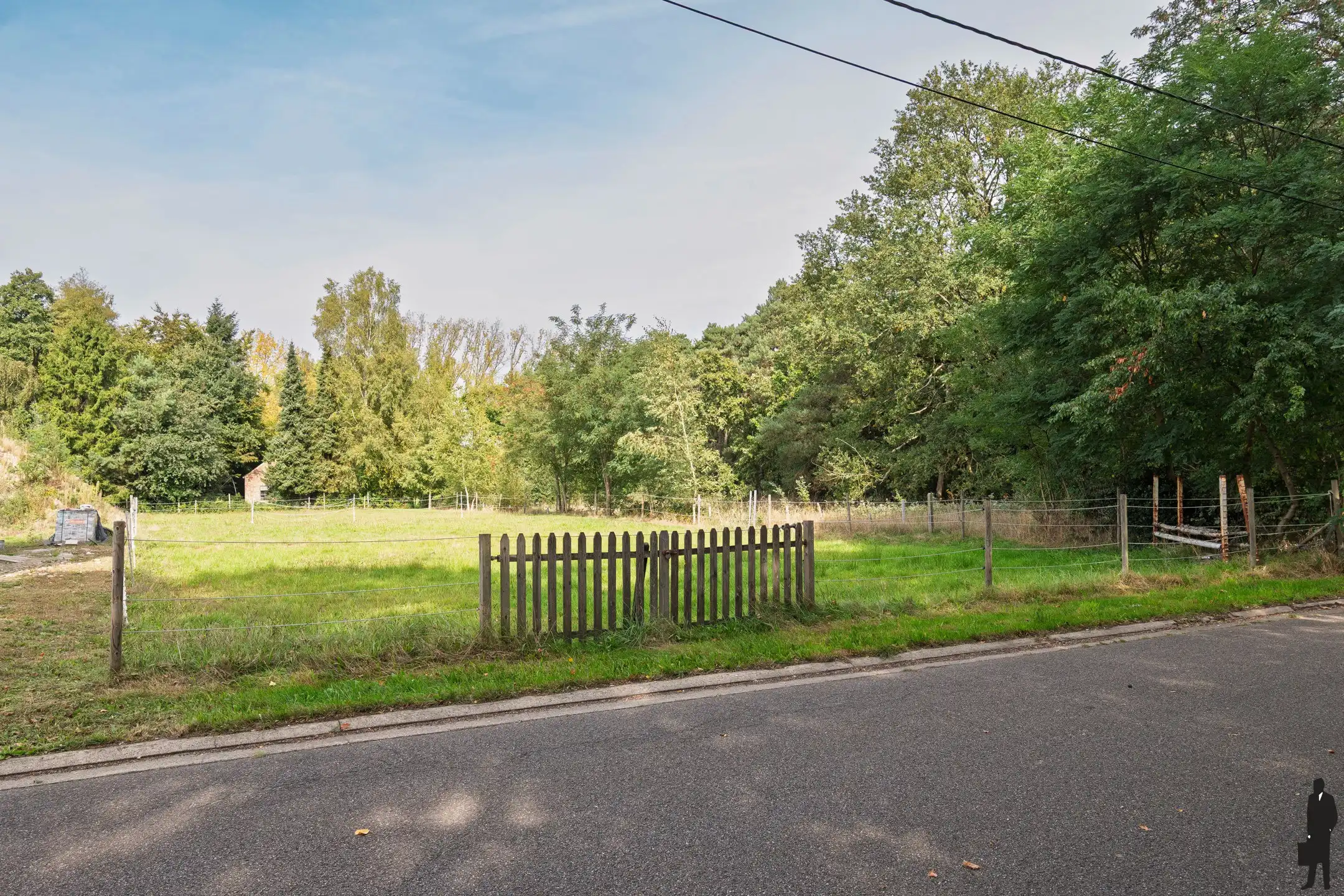 Uniek gelegen villaperceel van 1.398m² te midden groen  foto 7