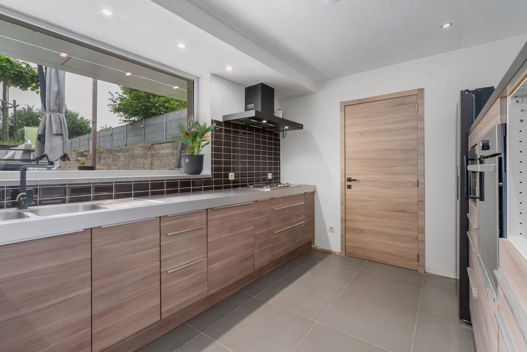 Instapklare woning met drie slaapkamers! foto 6