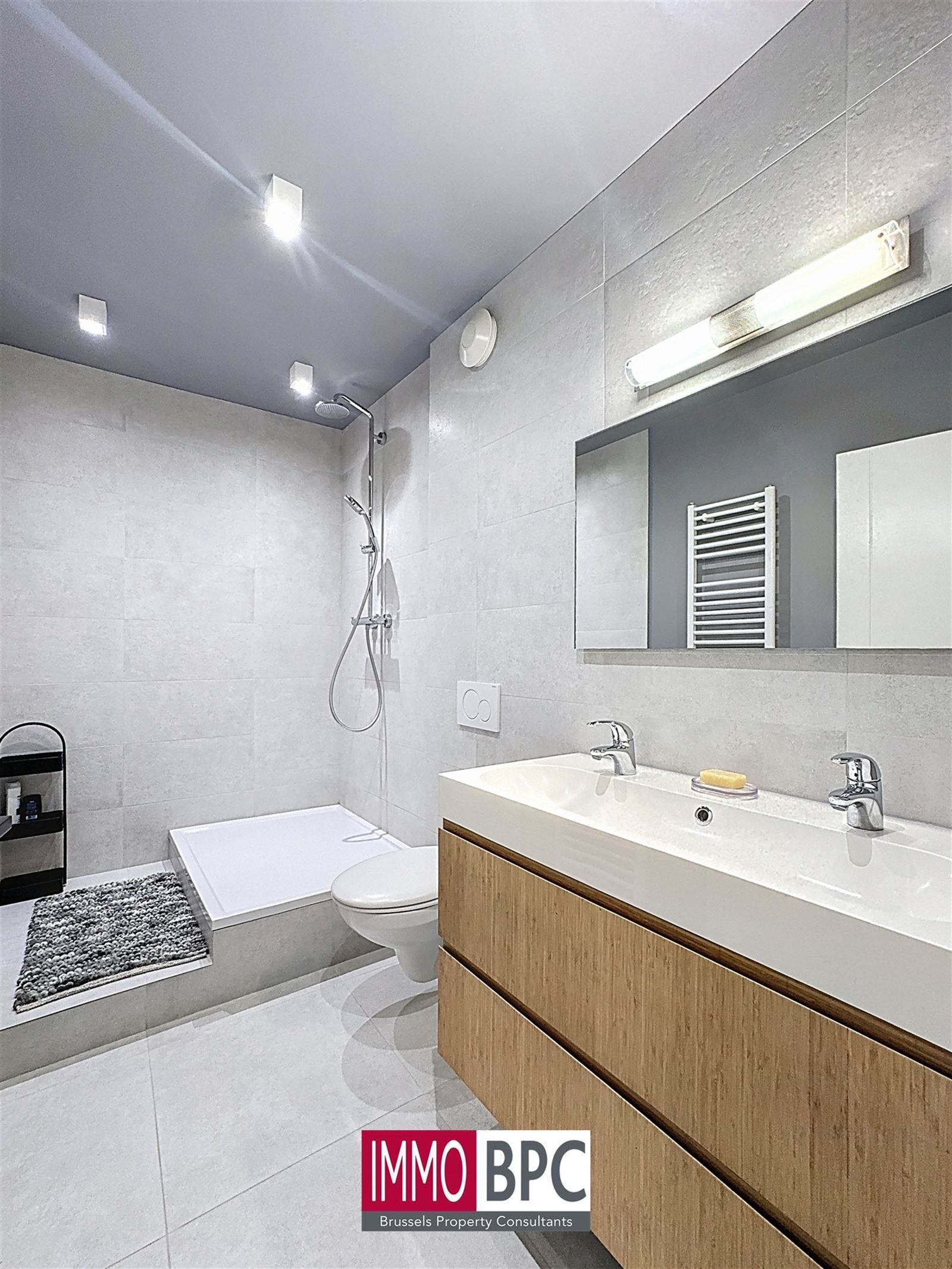 UITZONDERLIJKE MODERNE OPBRENGSTEIGENDOM IN GANSHOREN – 595 m² WOONOPPERVLAKTE foto 15