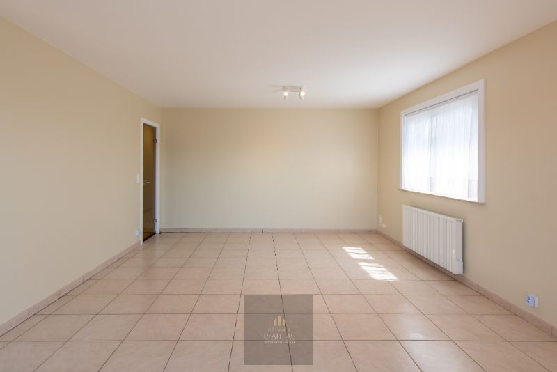 Ruim zongericht appartement met 2 slaapkamers. foto 9