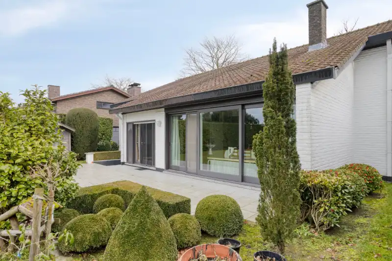 Villa te koop foto 15