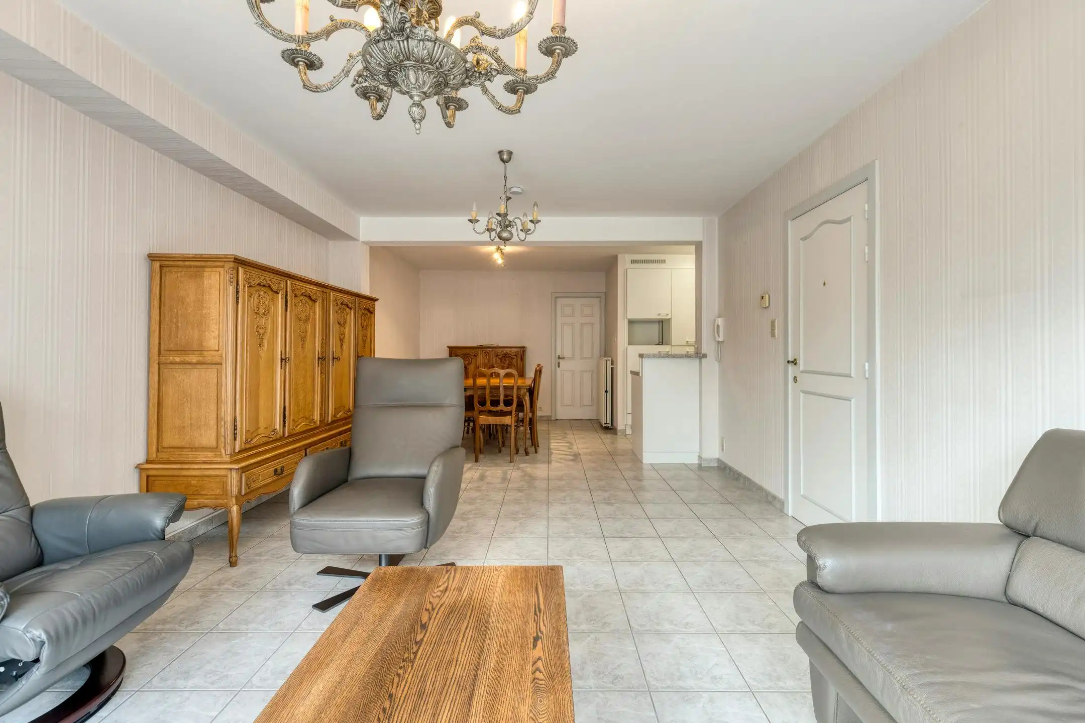 Appartement te koop met twee slaapkamers te Blankenberge foto 5