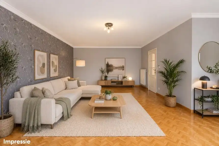 Centraal gelegen appartement met drie slaapkamers en veel lichtinval foto 2