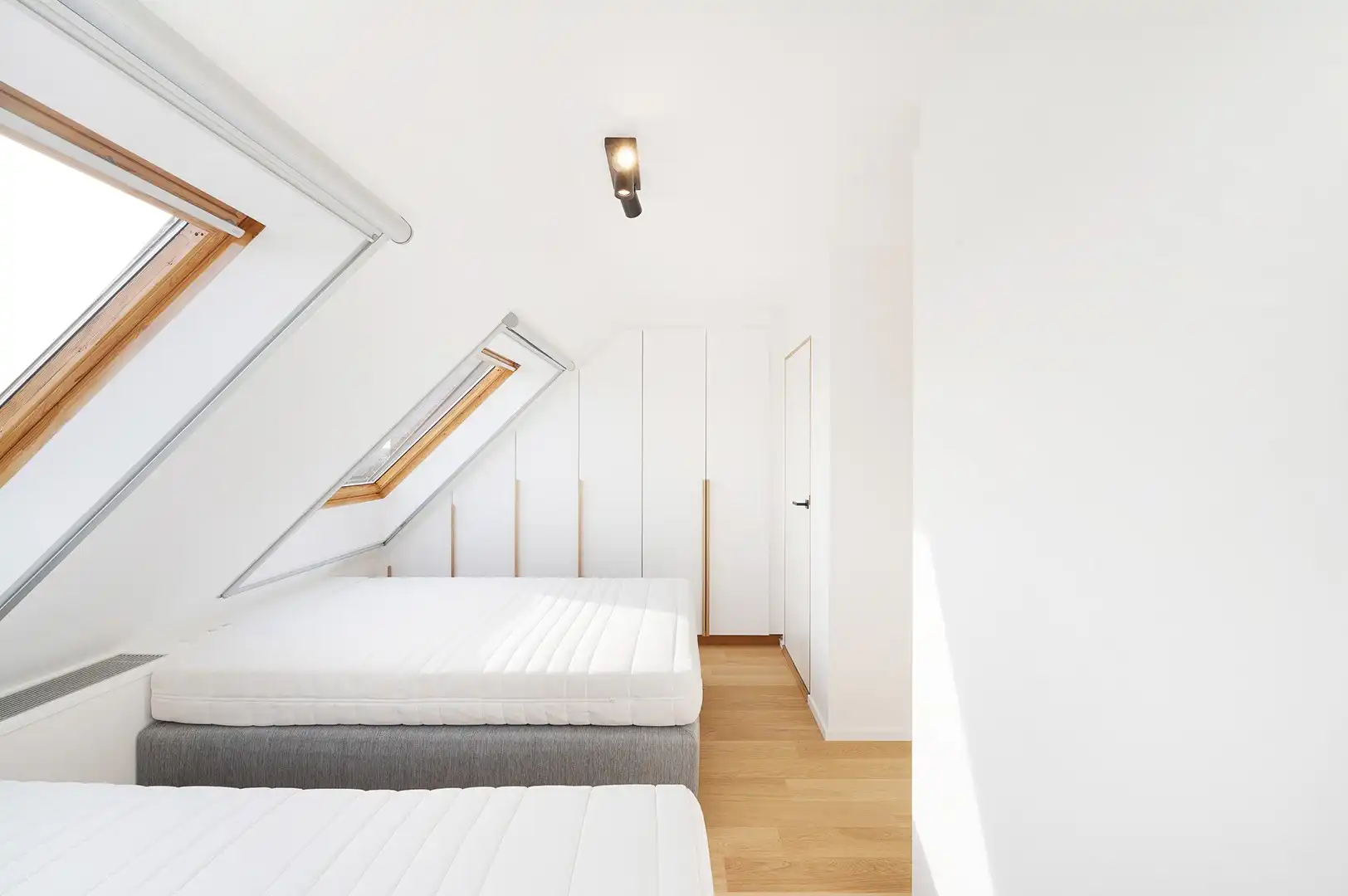 Zonnig gerenoveerd duplex penthouse appartement te Zoute foto 26