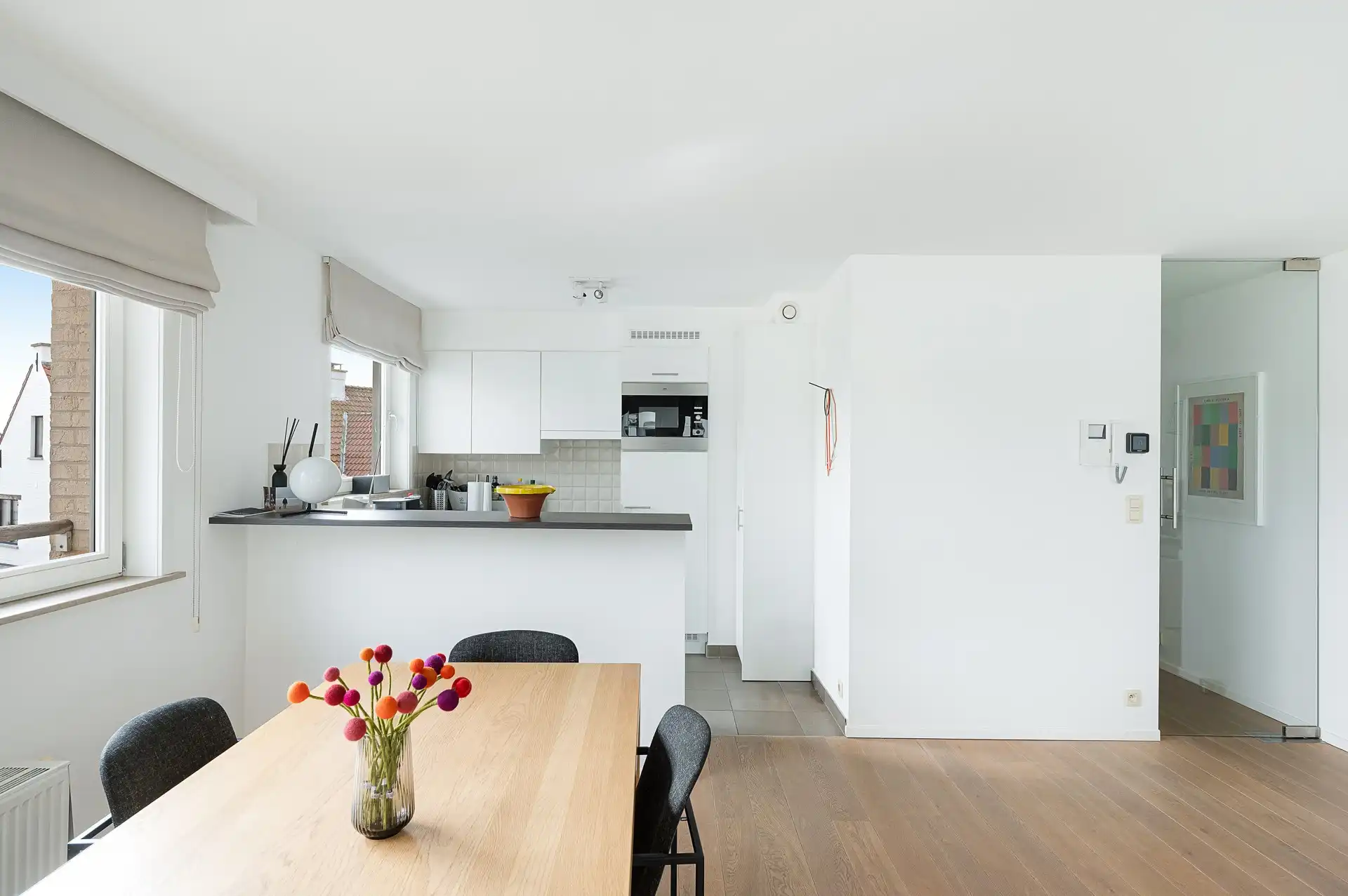 Ruim appartement met 3 slaapkamers in zijstraat van de zeedijk aan het Albertstrand foto 13