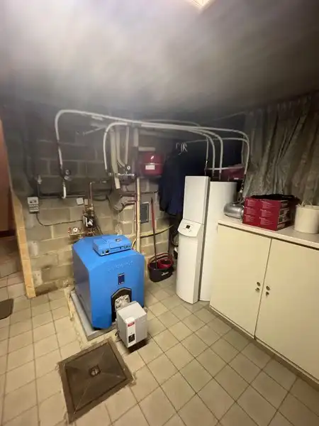 🌿 Goed onderhouden woning met 4 slaapkamers, grote garagebox/werkplaats & energiezuinige voorzieningen in Uikhoven foto 53