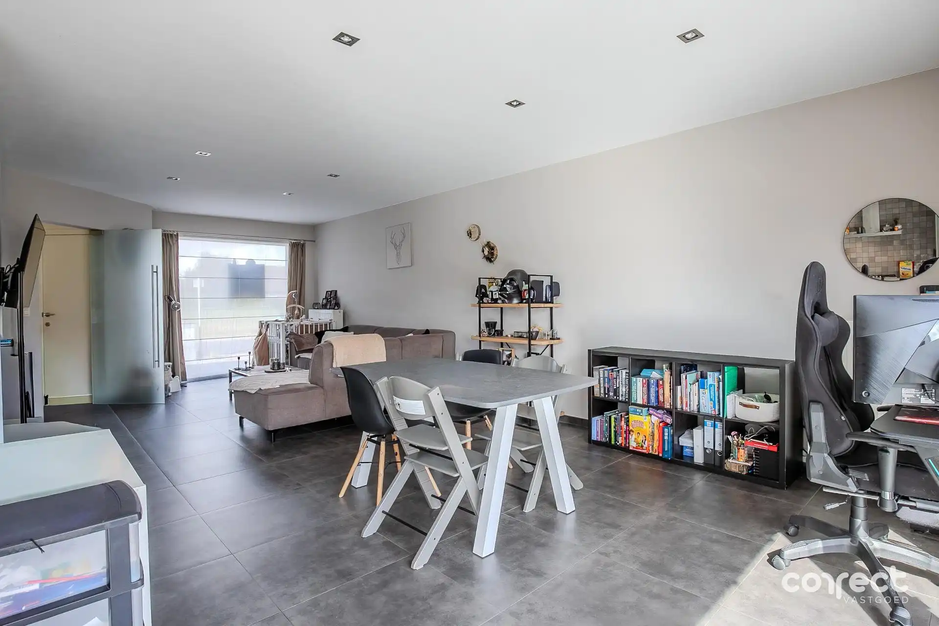 Rustig gelegen woning met 3 slaapkamers. foto 3