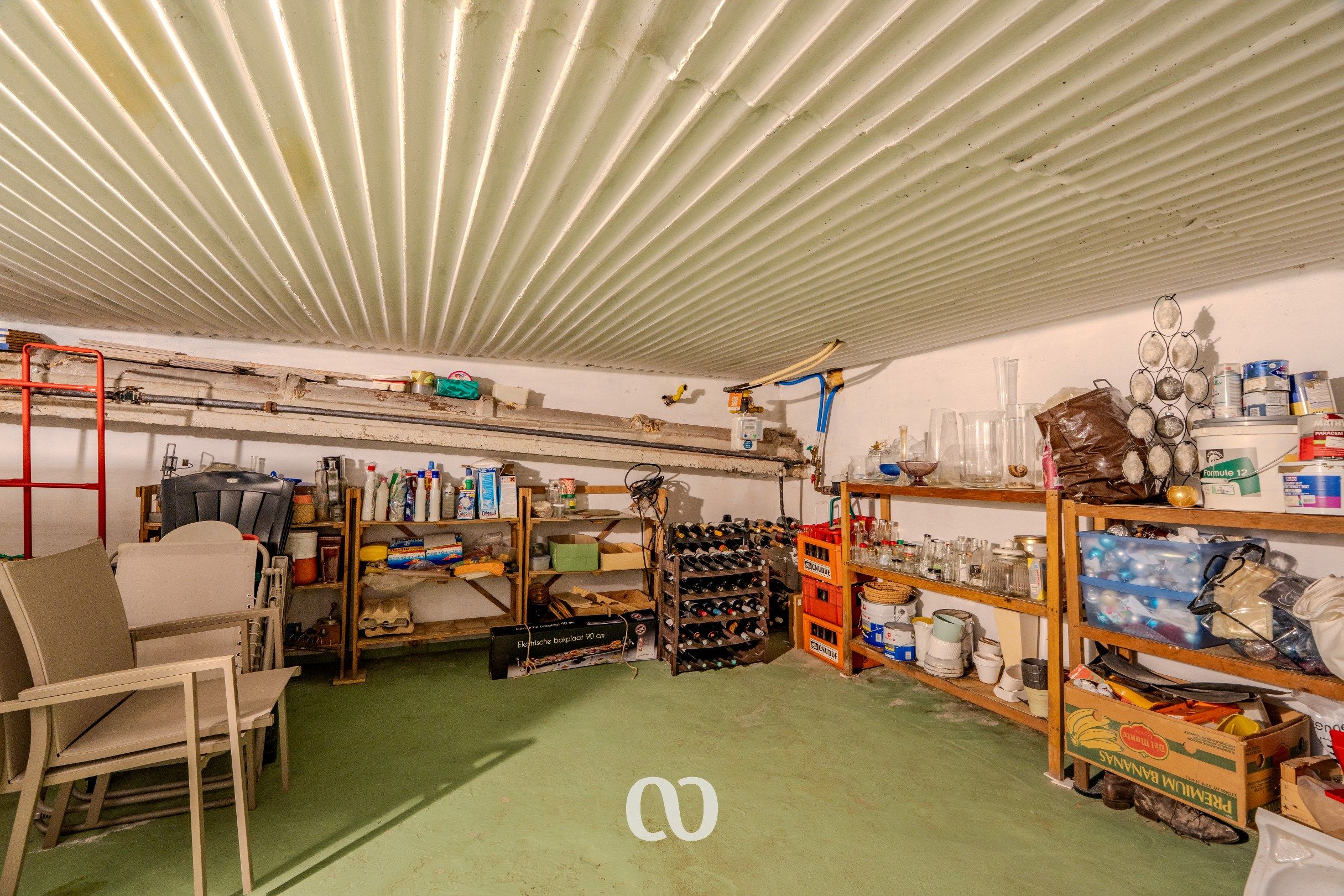 Instapklare woning met zonnepanelen, prachtige tuin en garage foto 21