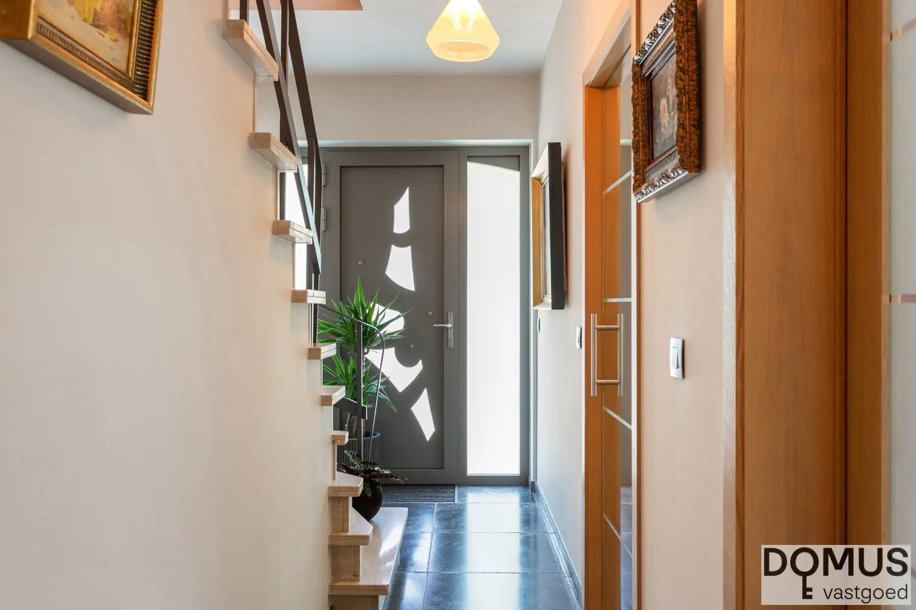 Instapklare 3-gevelwoning op topligging foto 4