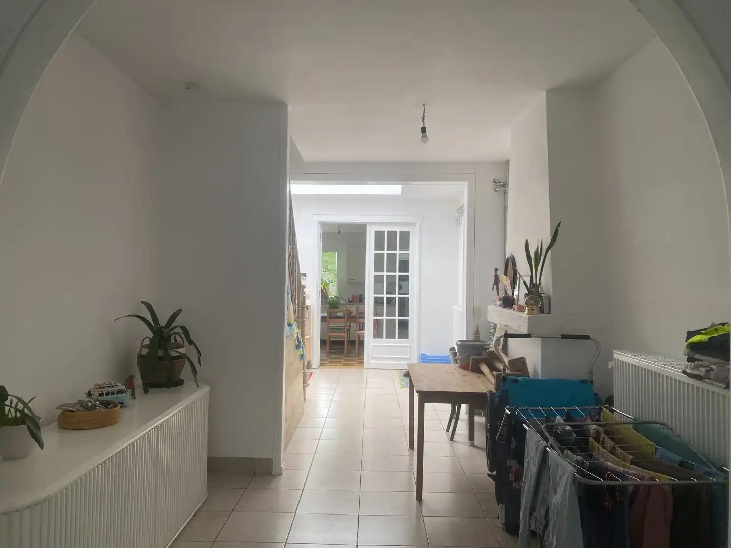 Ruime stadswoning met 4 slaapkamers en stadstuin. foto 2