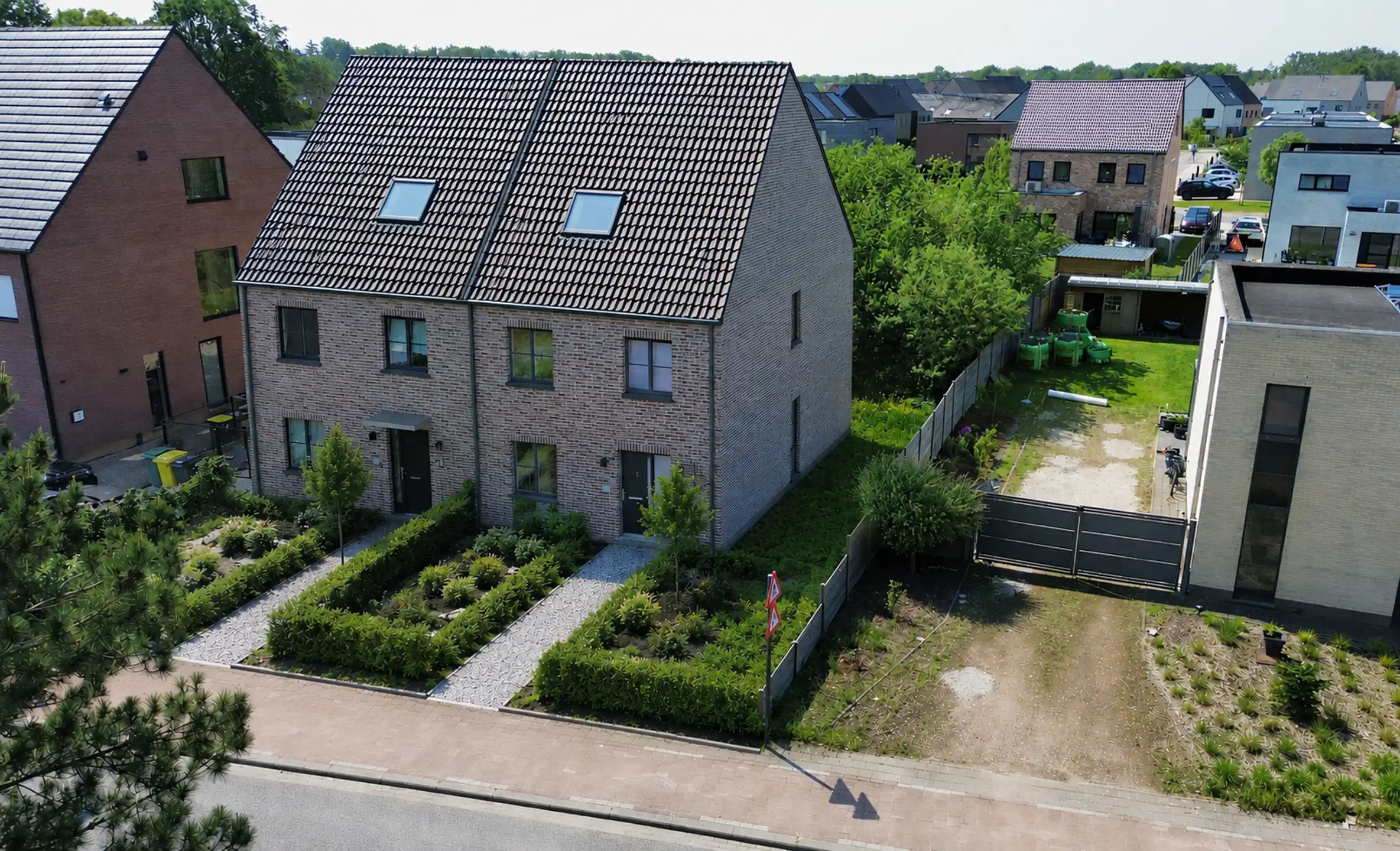 Grond te koop foto {{pictureIndex}}