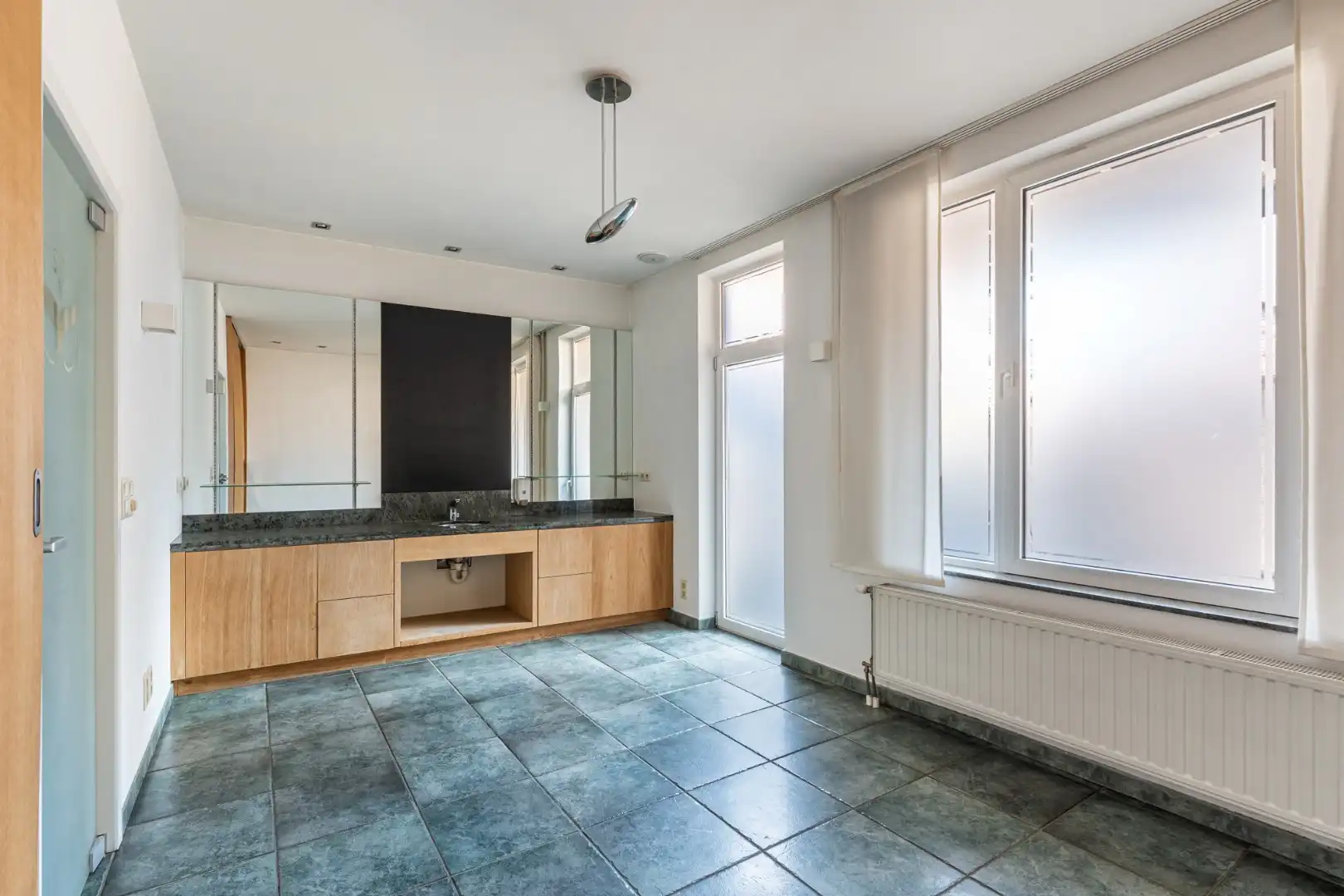 Handelshuis op commerciële topligging aan de Grote Markt  foto 24