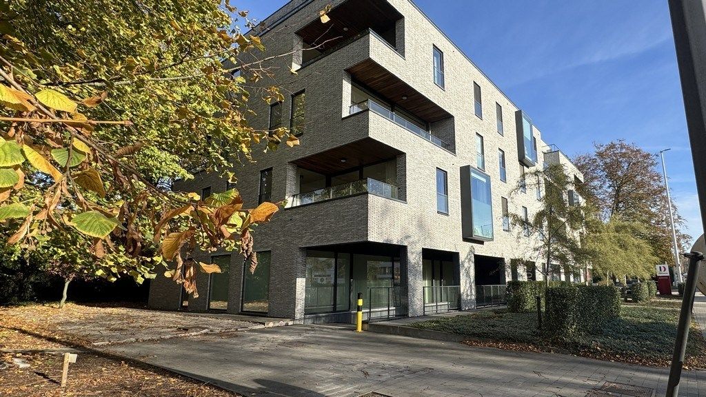 Stijlvol afgewerkt kantoor te koop aan de Sterre in Gent foto 18