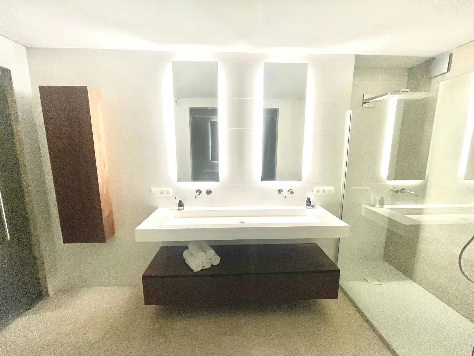 Villa met binnenzwembad en COMPLETE wellness op ca 2590m² foto 34