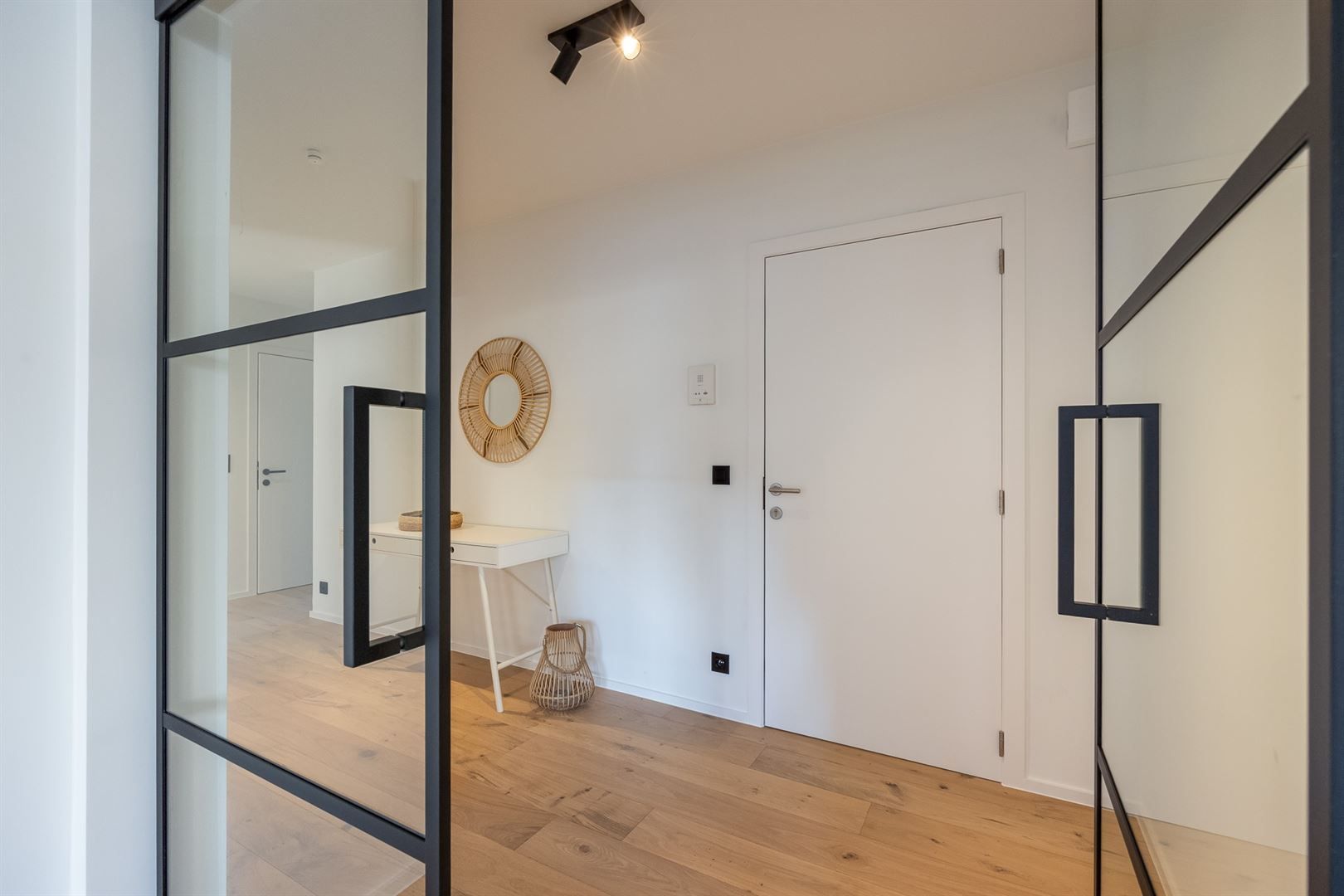 Top notch appartement met terras aan Boekenbergpark foto 8