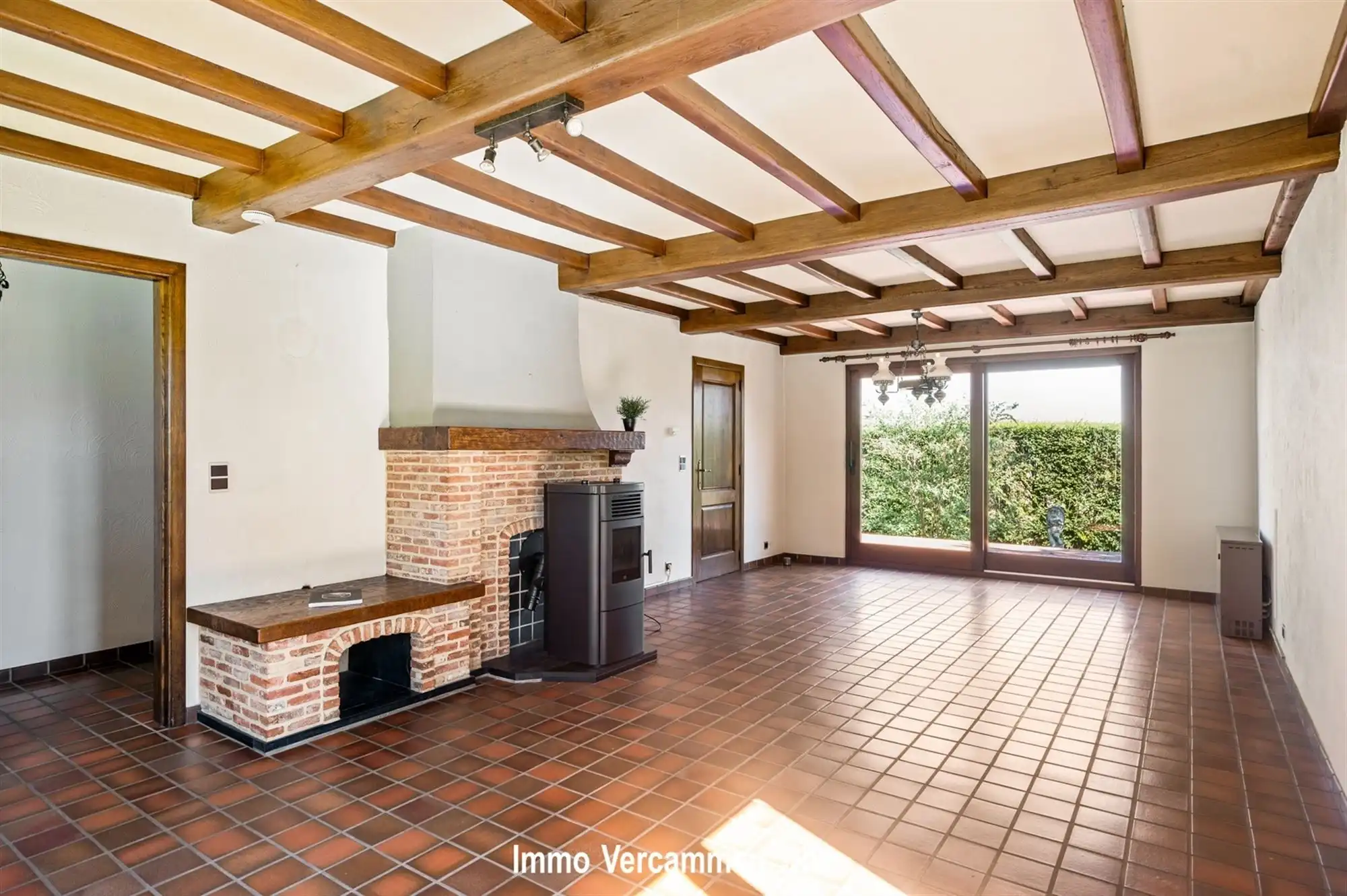 Goed onderhouden gelijkvloerse woning, gelegen op een residentiële en groene locatie te Bonheiden foto 2