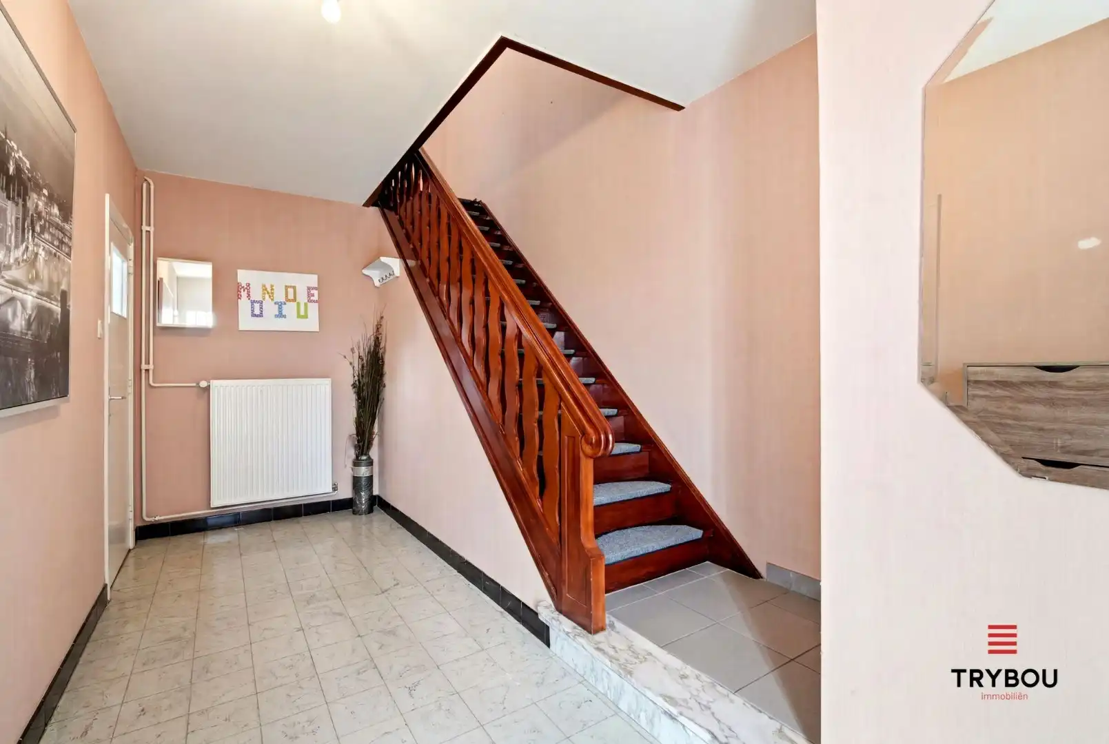 Gezellige gezinswoning met 3 slaapkamers te koop in Langemark! foto 2