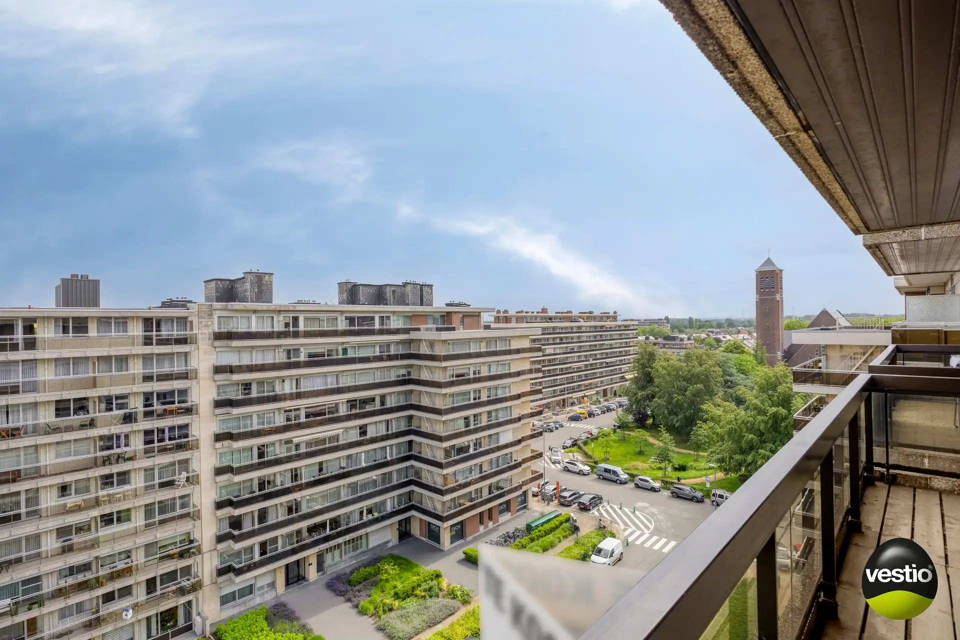 Ruim appartement met twee terrassen op centrale en rustige ligging in Hasselt foto 8