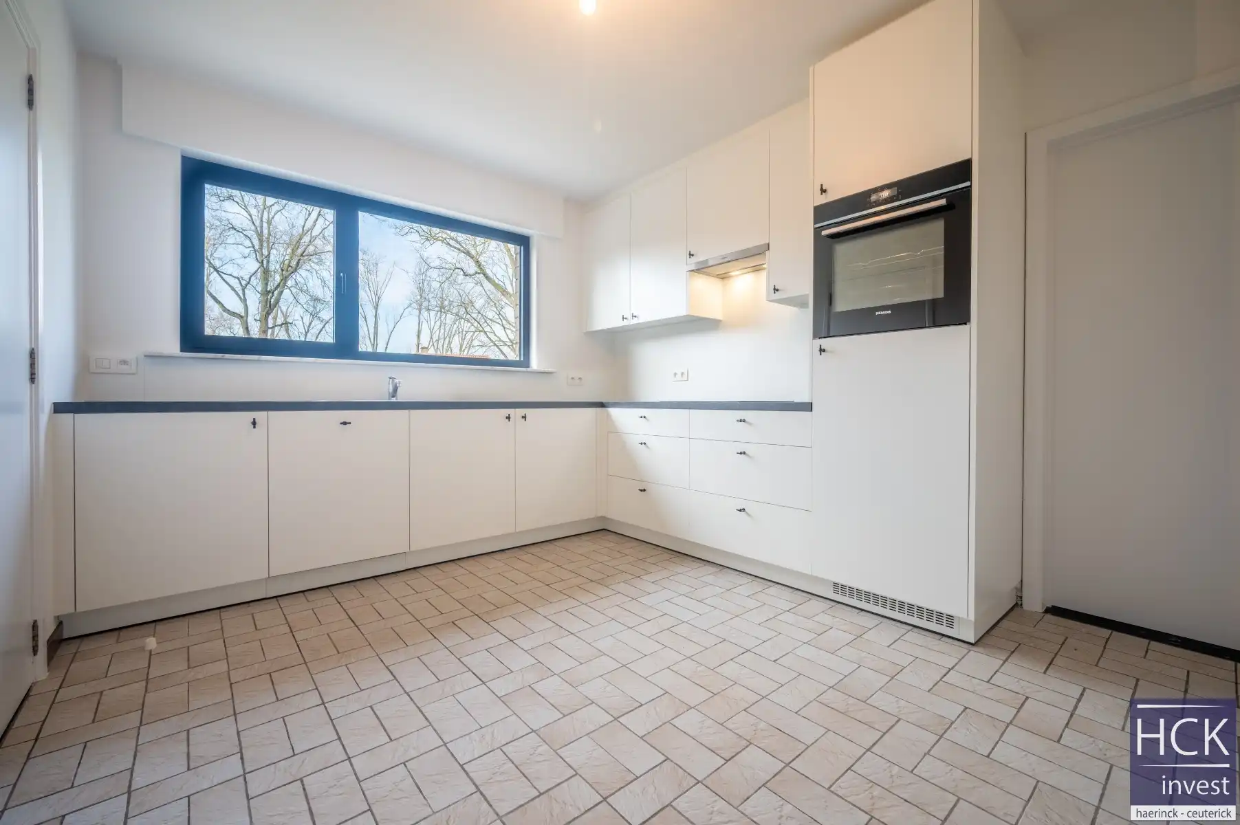 OUDENAARDE - Gerenoveerde woning met 3 SLPK aan de voet van de Koppenberg foto 10