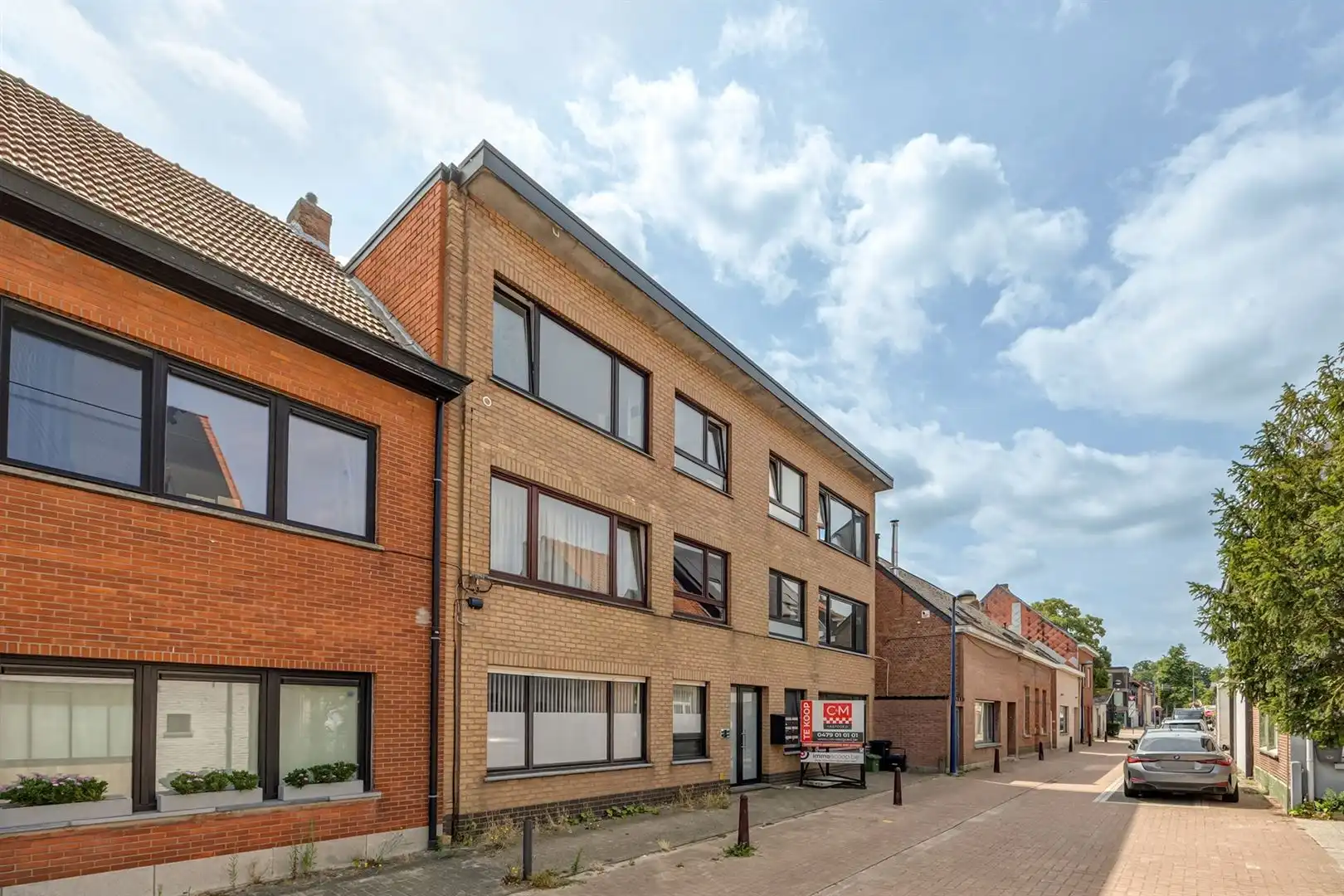 Gerenoveerd 2-slaapkamerappartement met garage in Kontich foto 11
