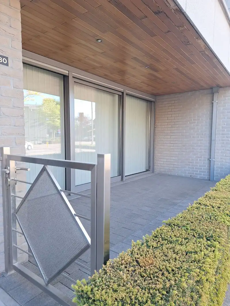 Modern gelijkvloers appartement te Kermt foto 18