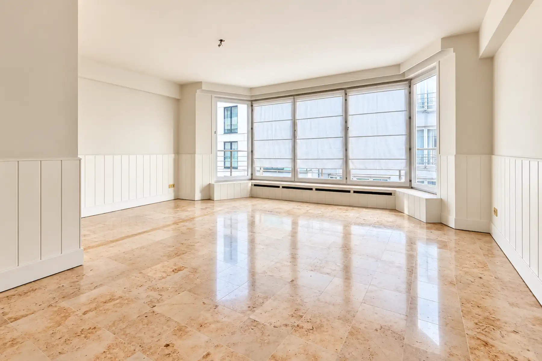 Gezellig appartement met terras en zicht op zee foto {{pictureIndex}}