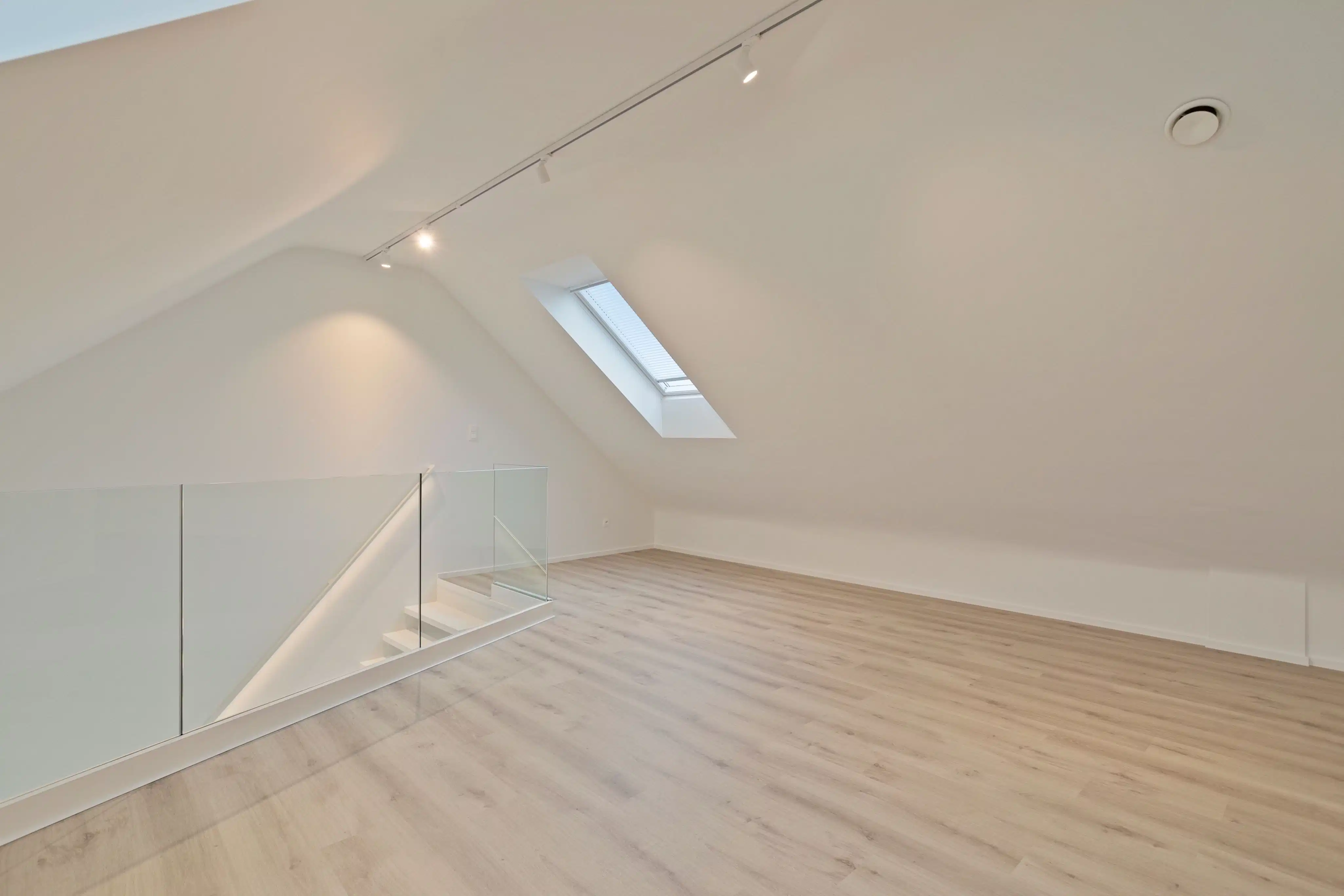 Appartement Te Huur foto 28