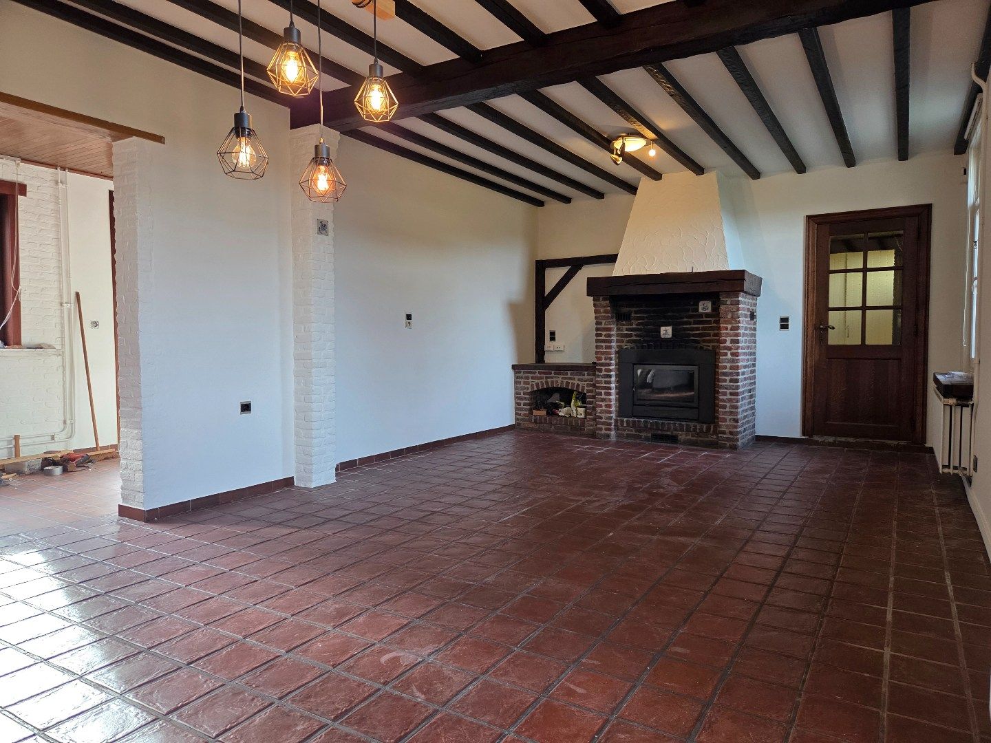 Woning met 3 slpks, schuur met 3 stallen en weiland op 2.288 m² nabij Geel-centrum ! foto 11