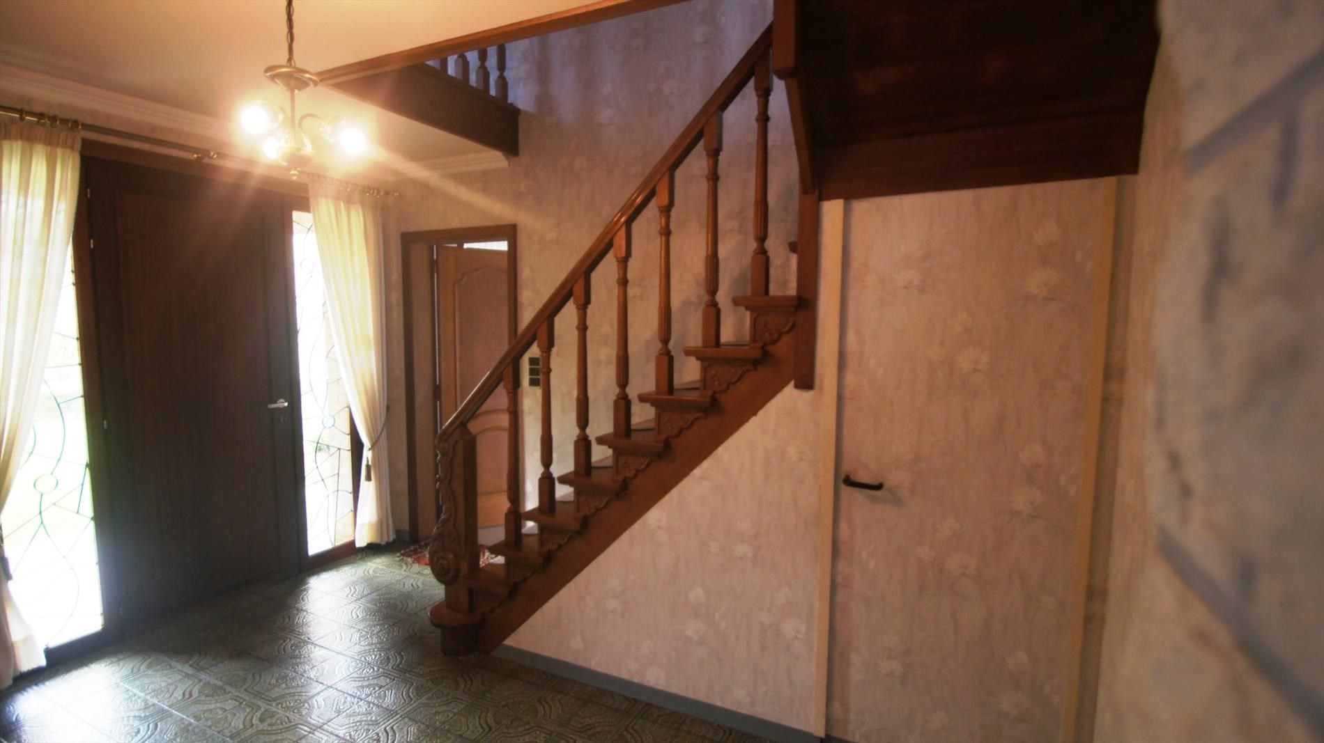 Ruime woning met 2 slpks en mooie tuin foto 14