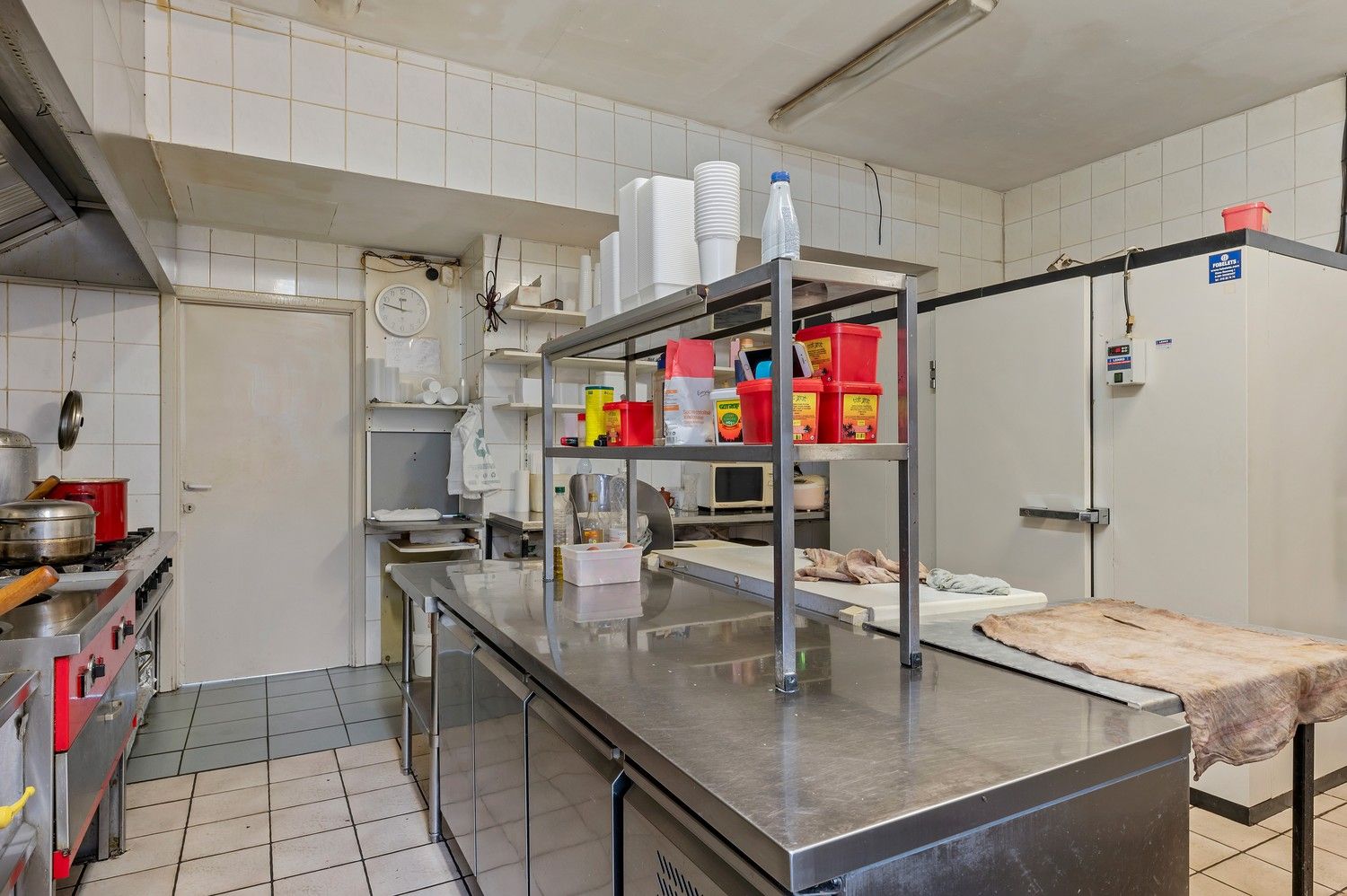 Te renoveren gezinswoning in centrum Berlaar Heikant met 4 slaapkamers. foto 9
